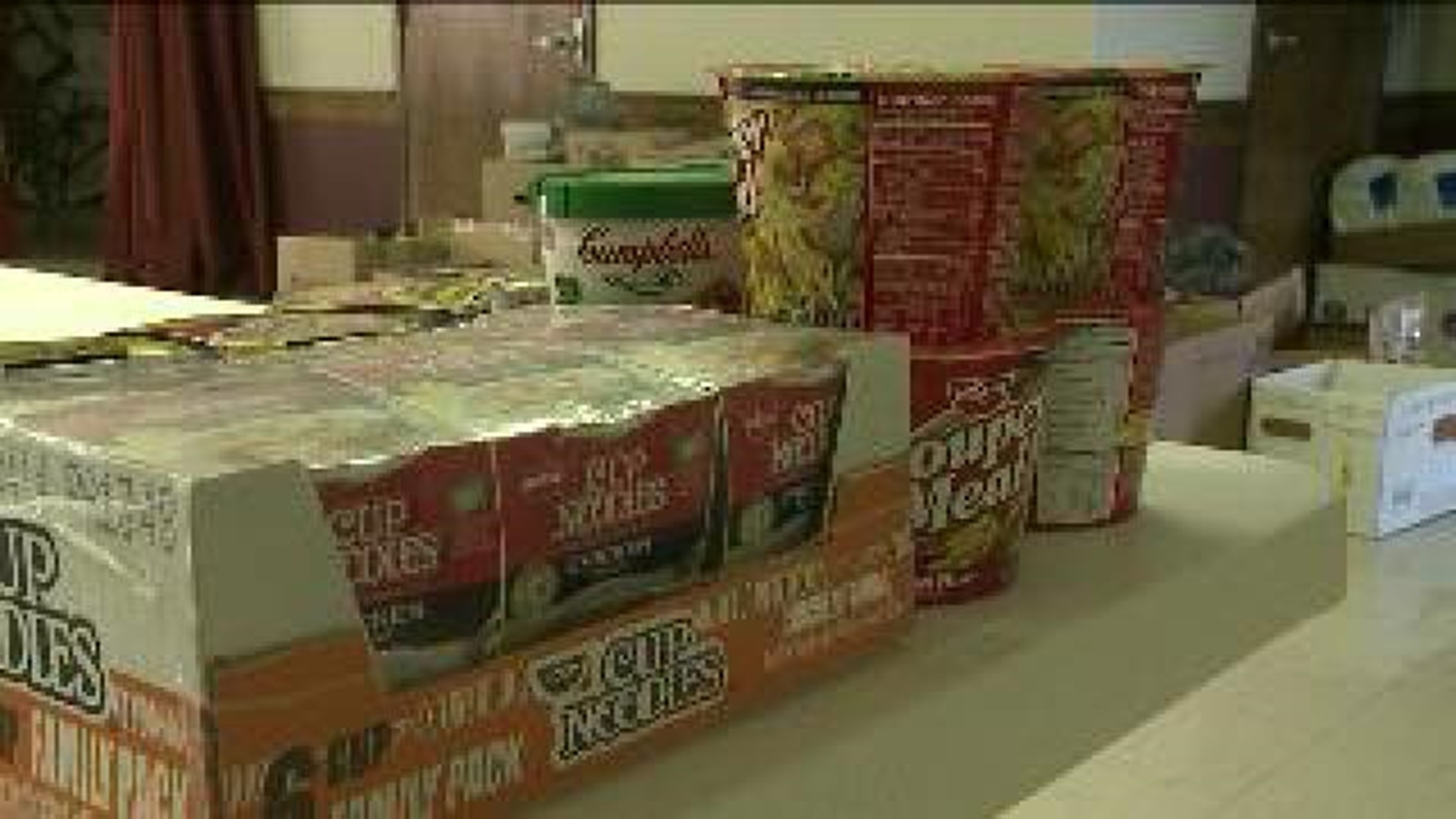 Event Makes Care Packages for Troops Overseas