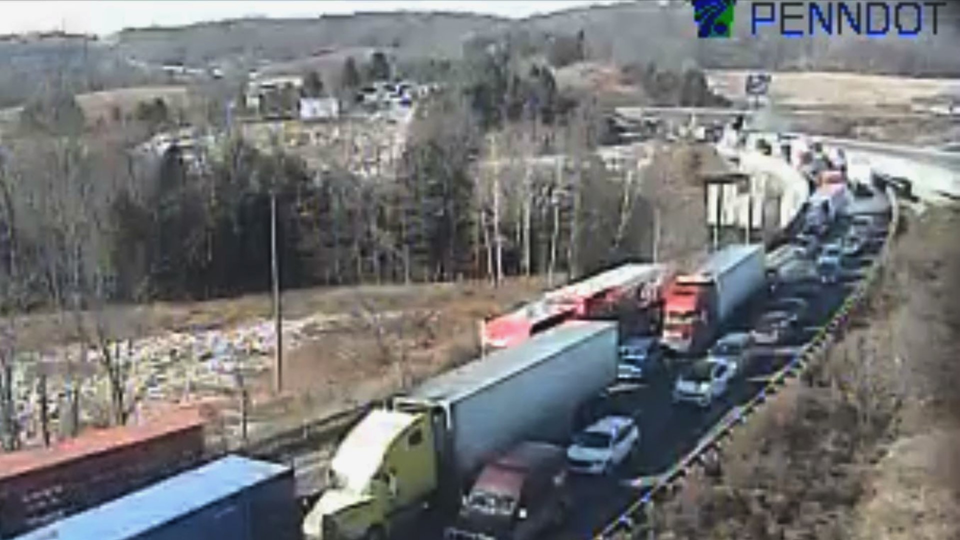 Rig Wreck Ties Up Traffic on Interstate 81 in Susquehanna County | wnep.com