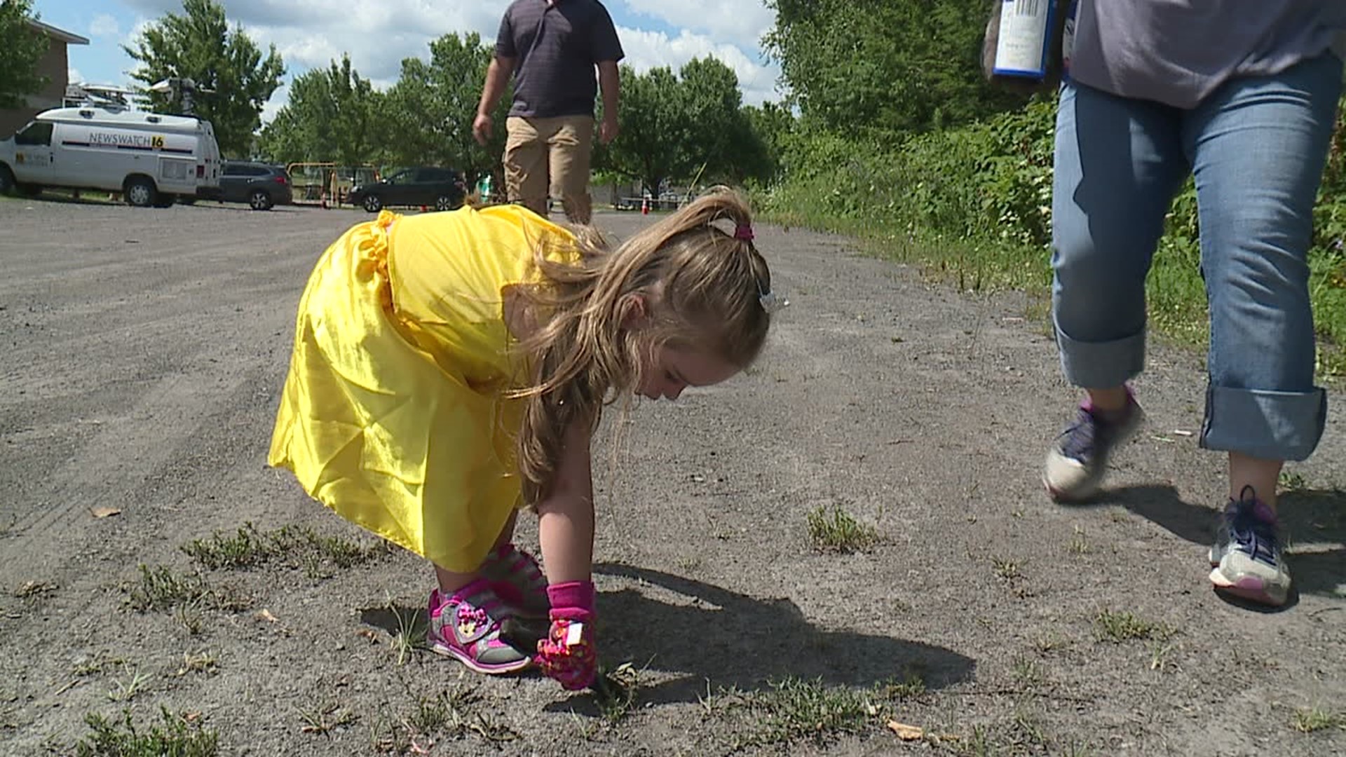 Avery Shivock is helping keep her community clean.