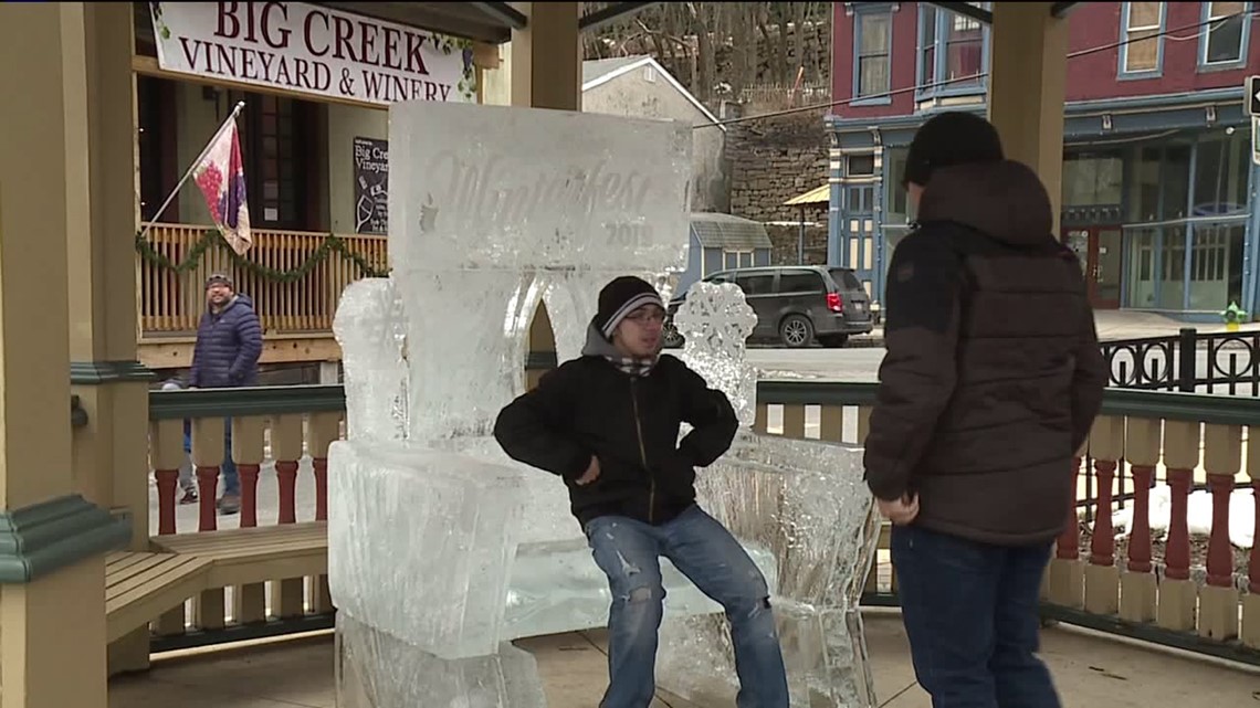 Winterfest Wraps in Jim Thorpe