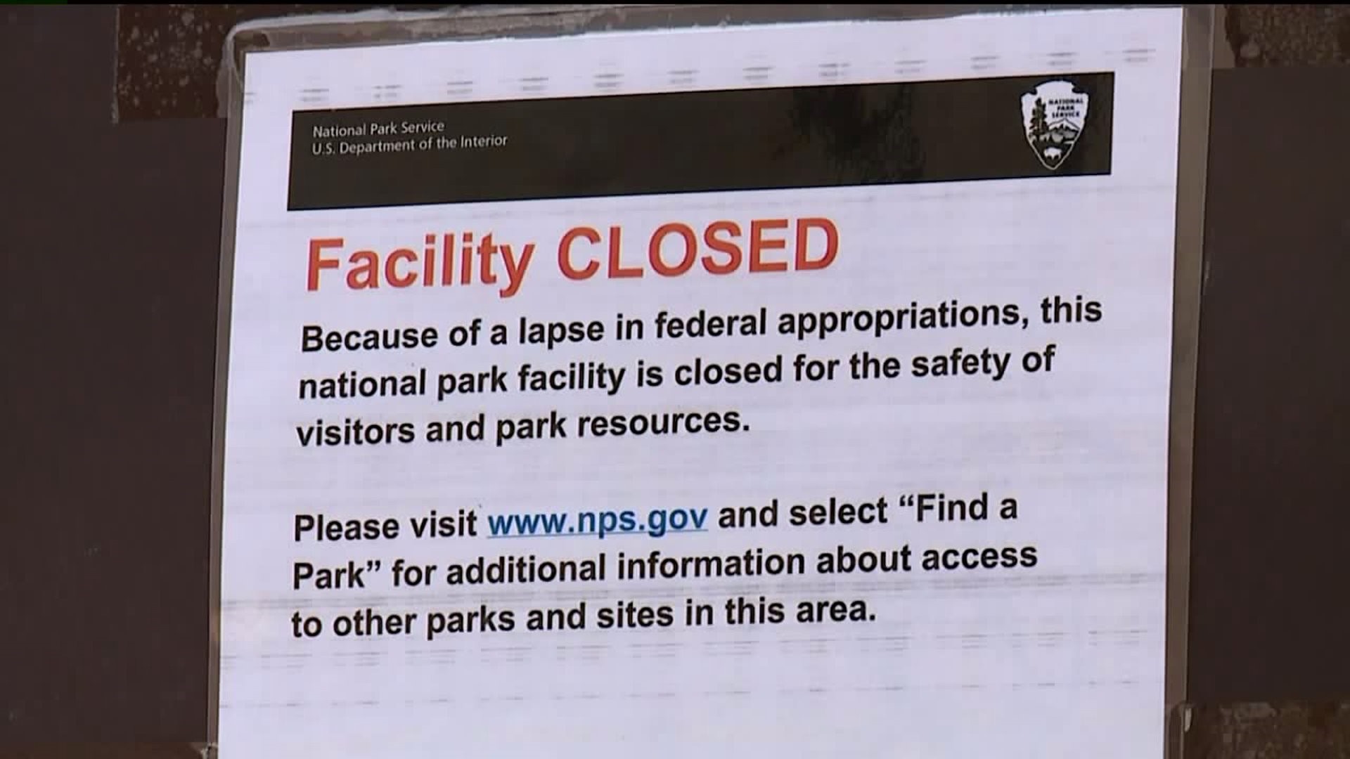 Federal Government Shutdown Leaves Human Waste, Garbage in Parks