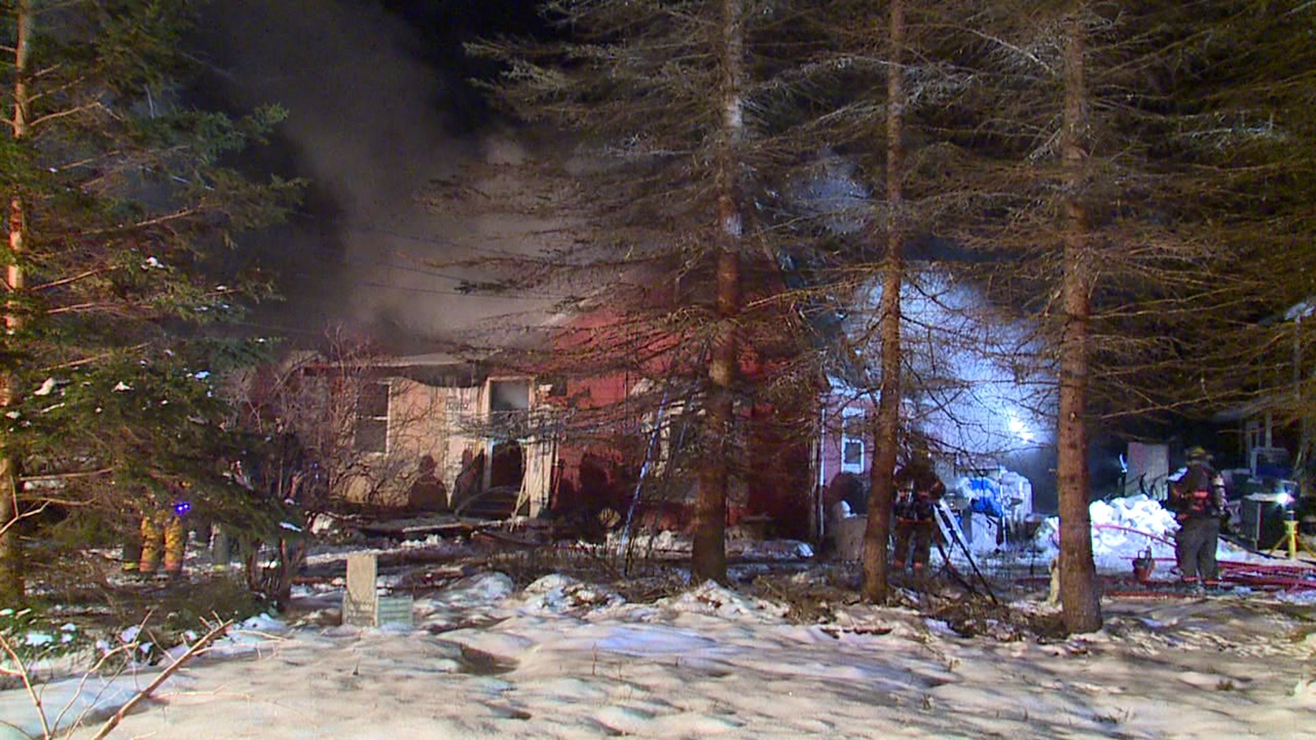 Four Displaced by Fire in Wayne County