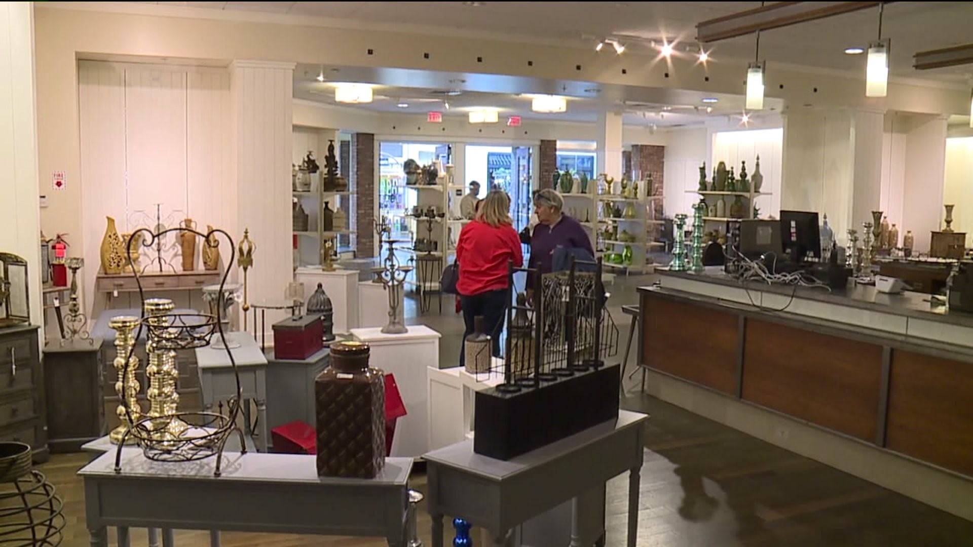 The Marketplace at Steamtown Welcomes New Stores Just in Time for the Holiday Season