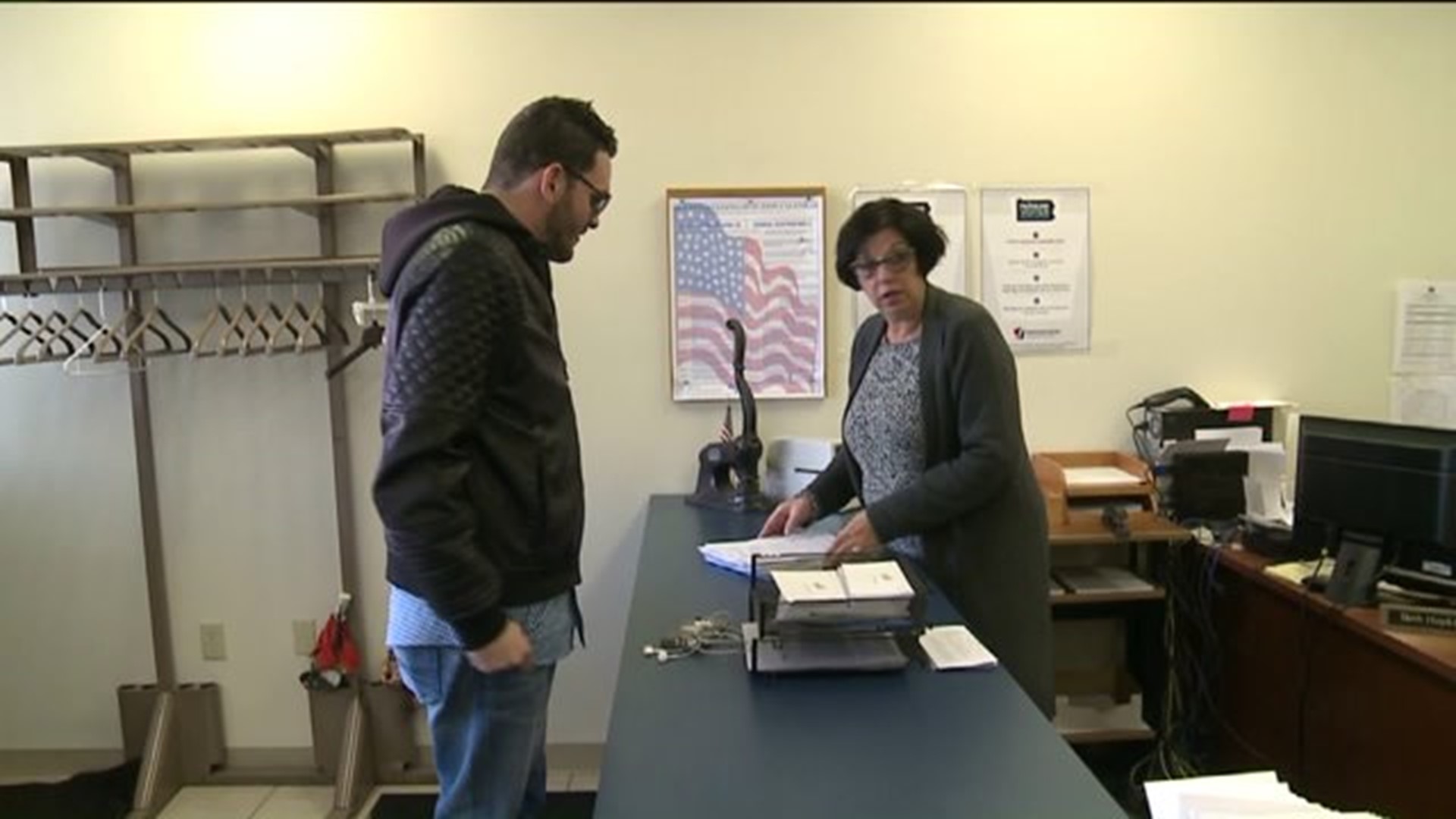 Voter Registration Deadline Brings Flurry of Activity to Local Offices
