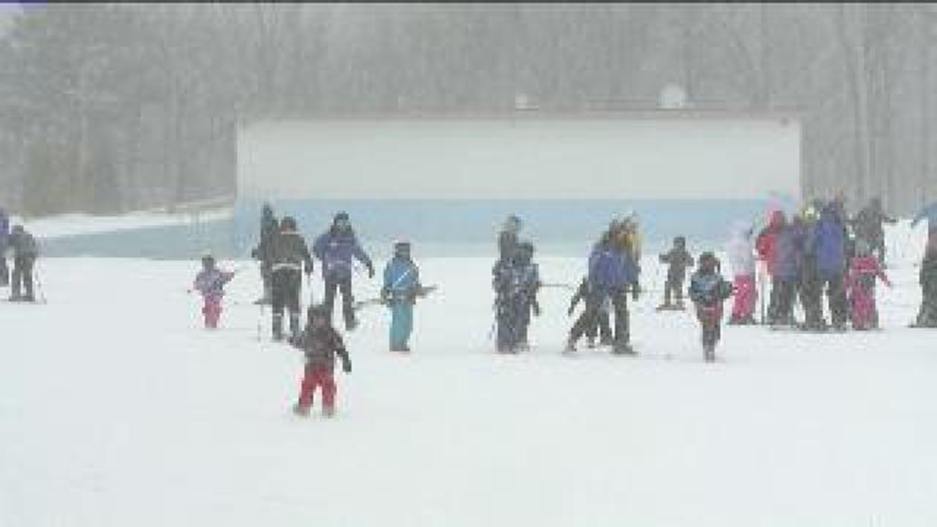 Kids Hit the Slopes for Asthma Ski Day