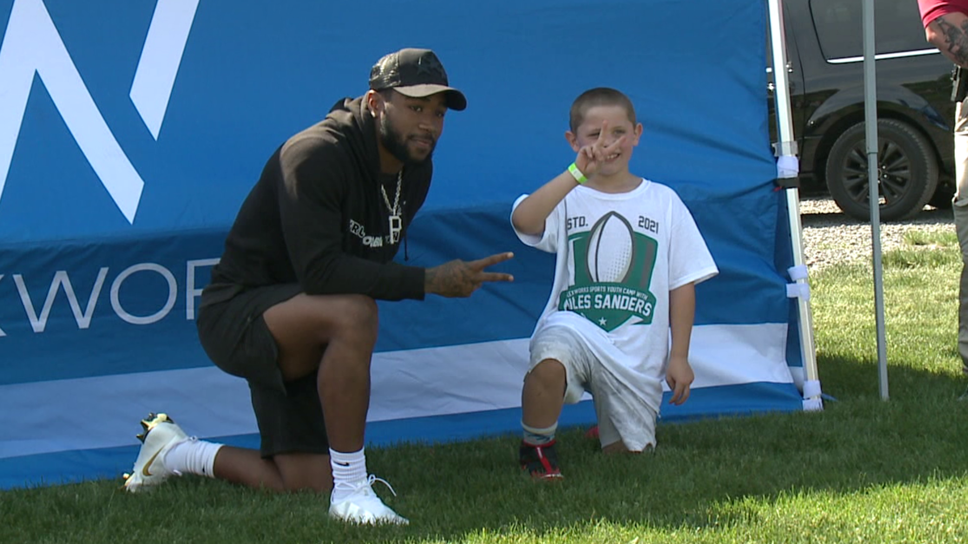 Miles Sanders hosts football camp in Luzerne County