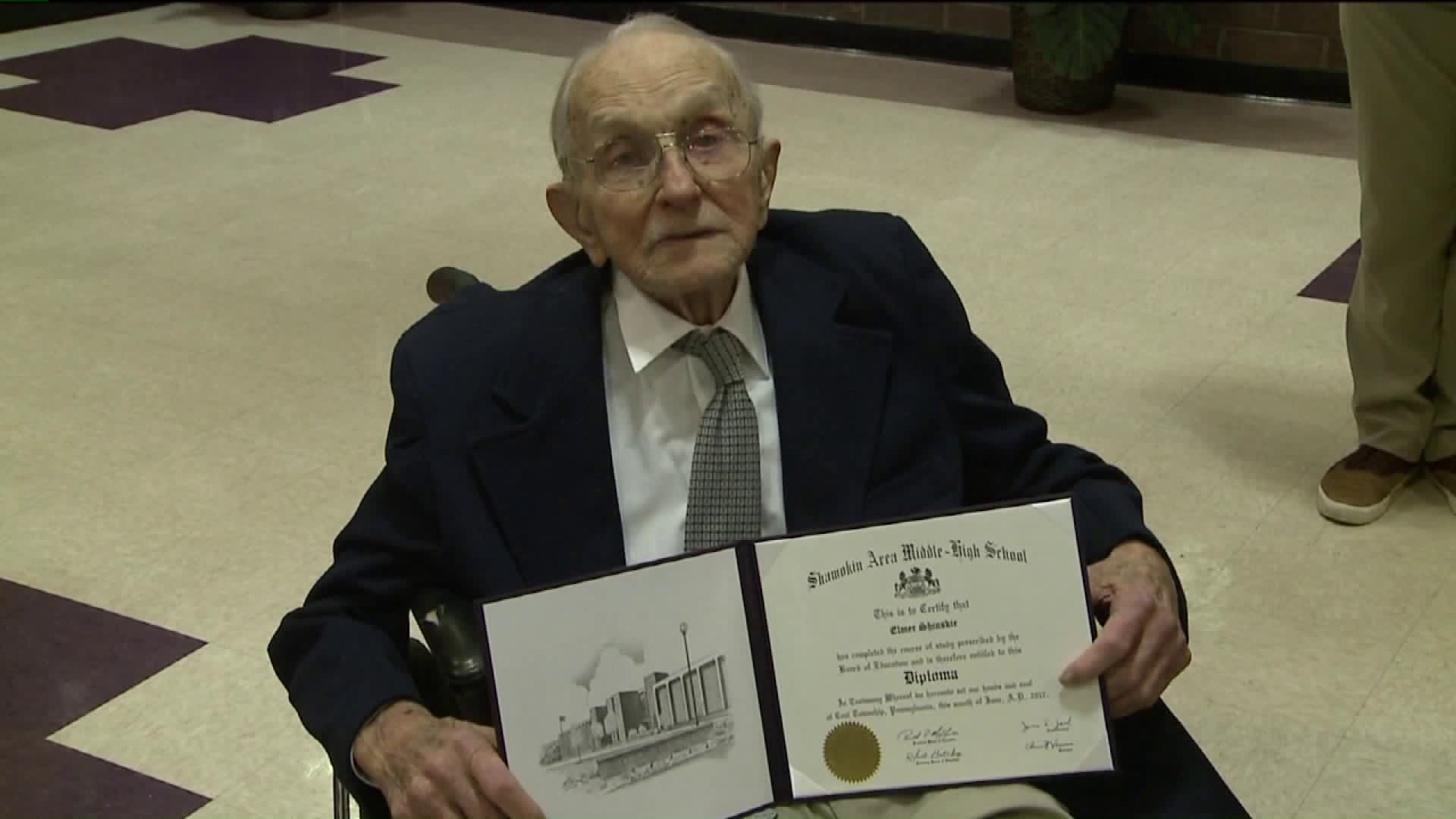WWII Veteran Finally Gets High School Diploma More Than 70 Years Later