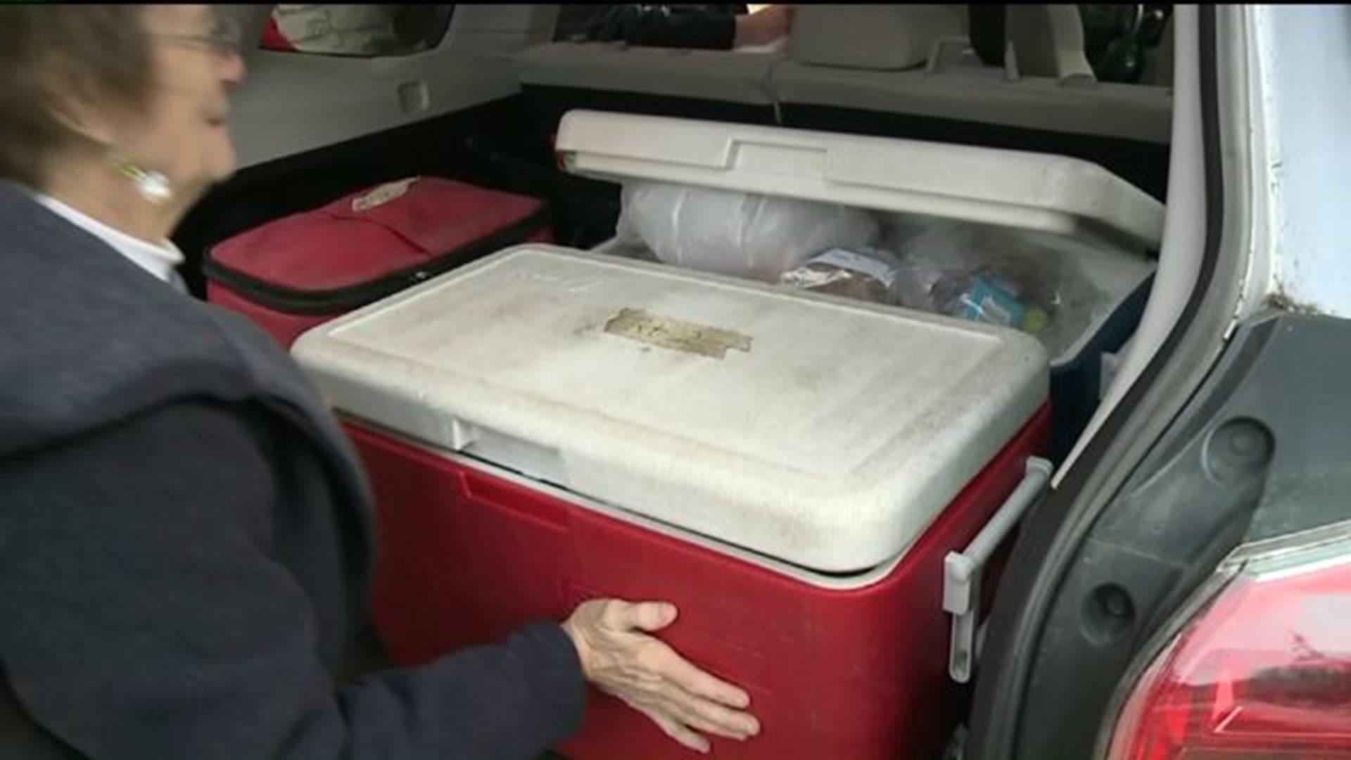 Helping Monroe County Meals on Wheels Spread Holiday Cheer