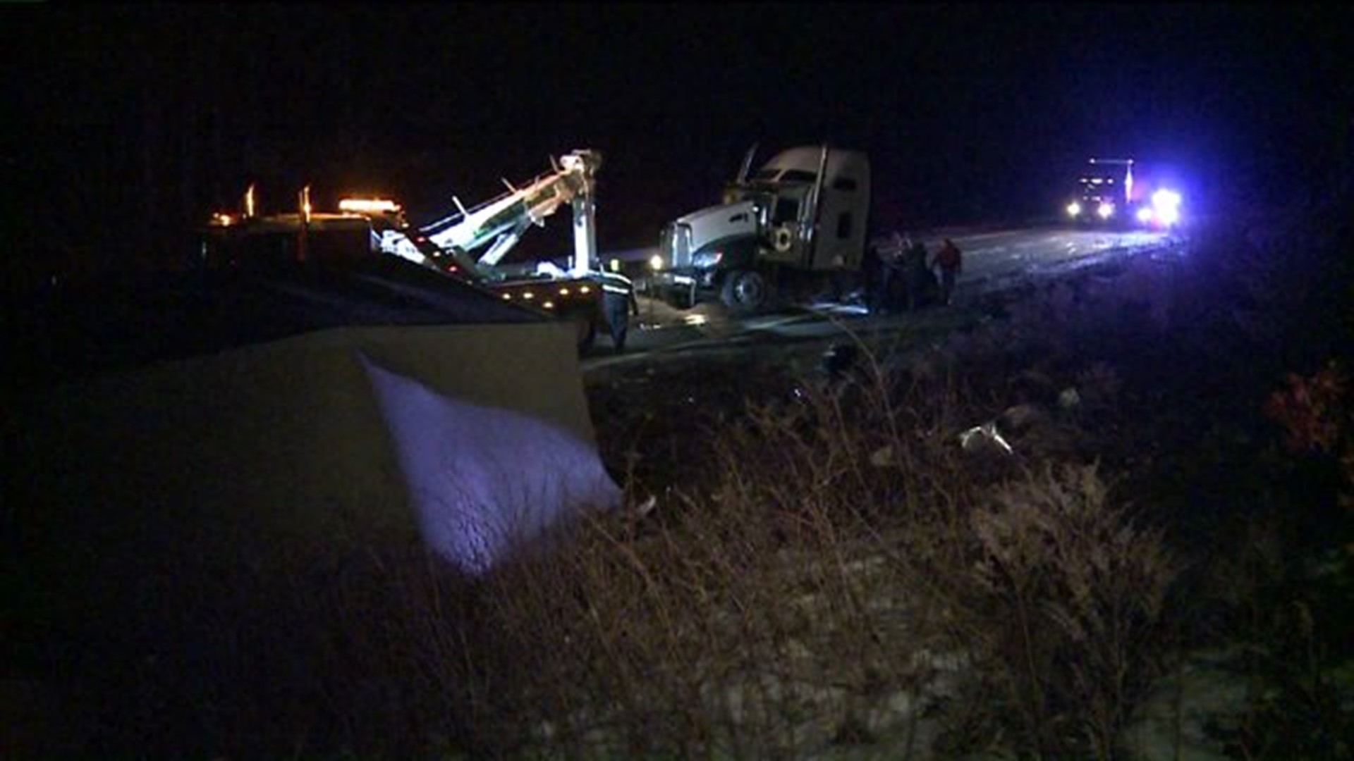 UPDATE: I-84 Back Open after Tractor Trailer Rollover