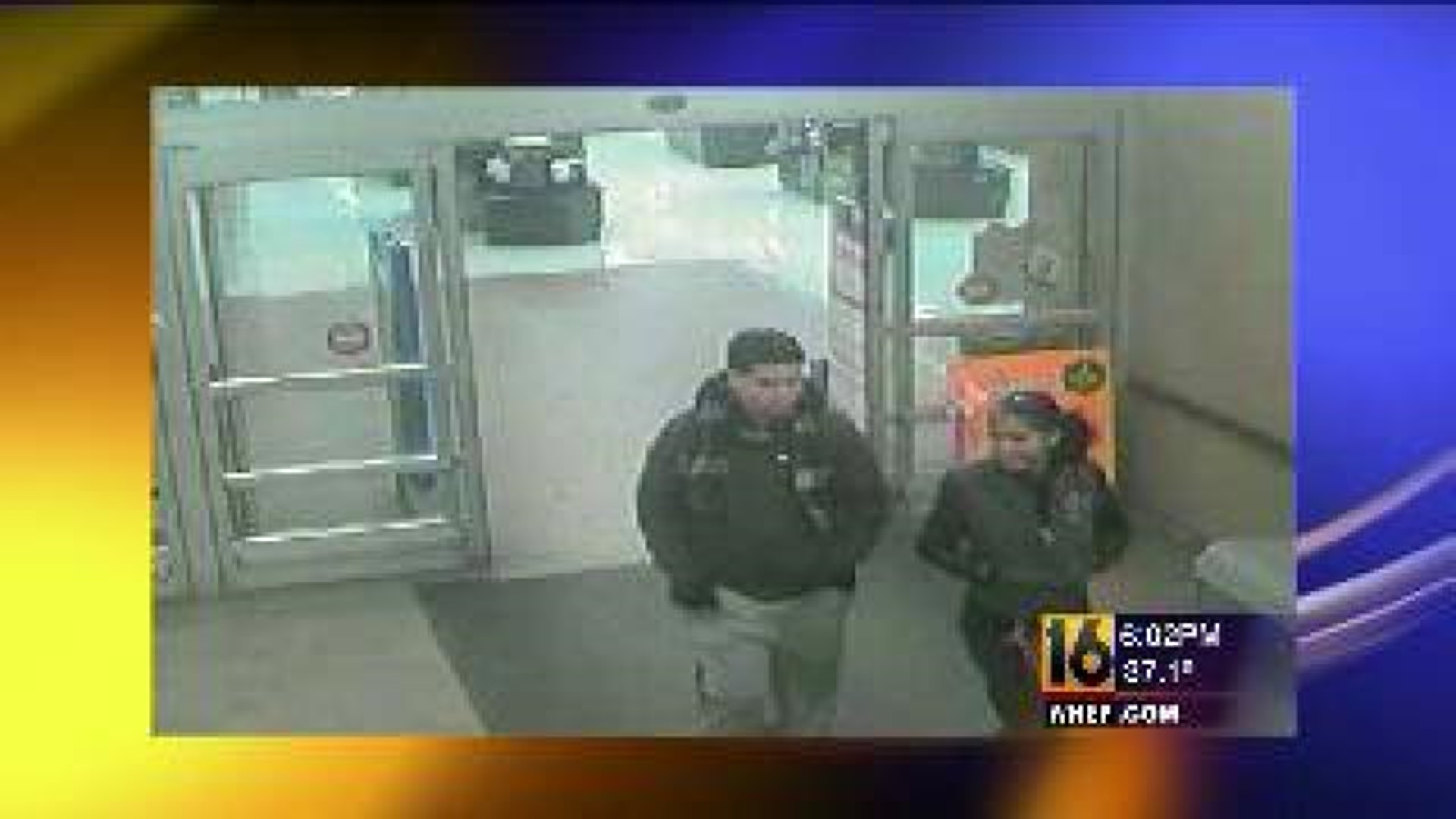 Police Searching for Group of Thieves