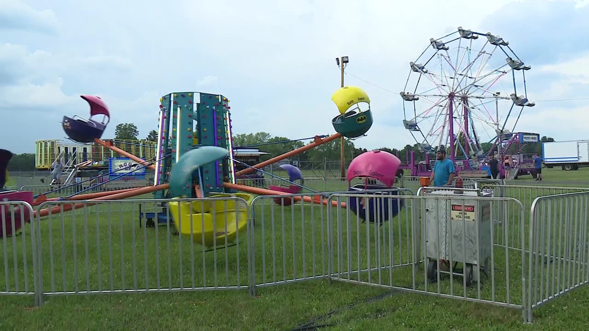 Carnival returns to help fire departments