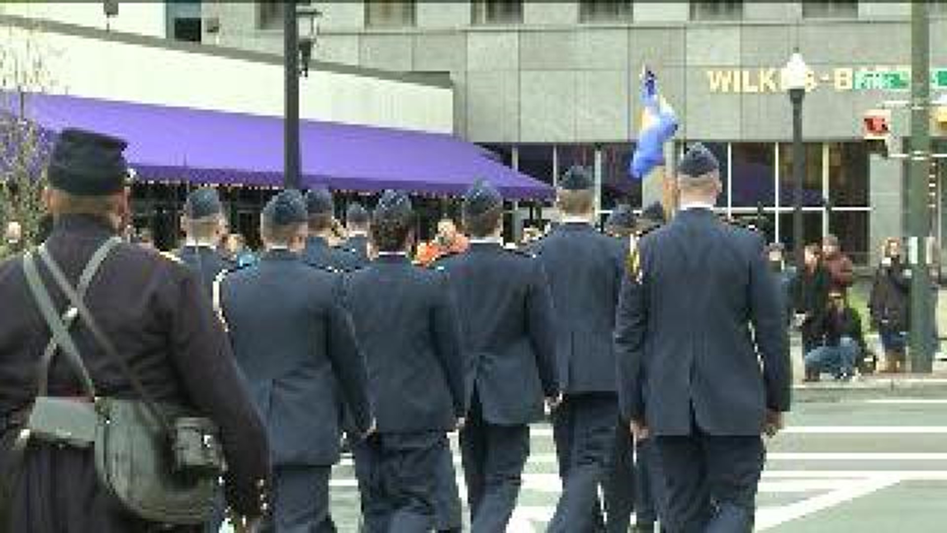Parade Honors Veterans