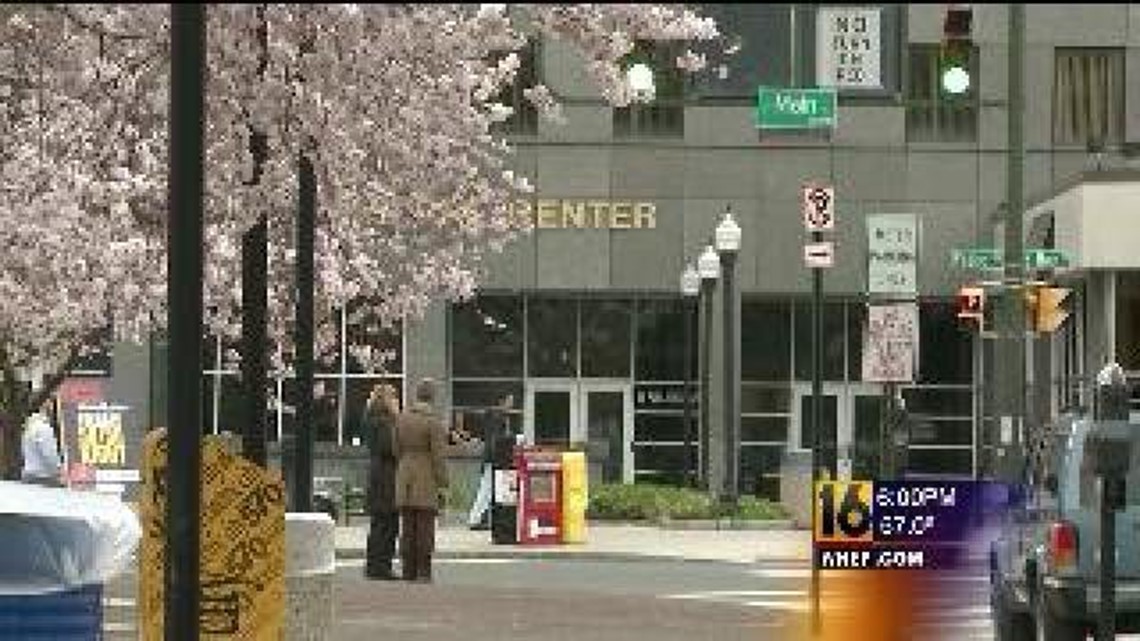 Teenagers Robbed at Gunpoint on Public Square | wnep.com
