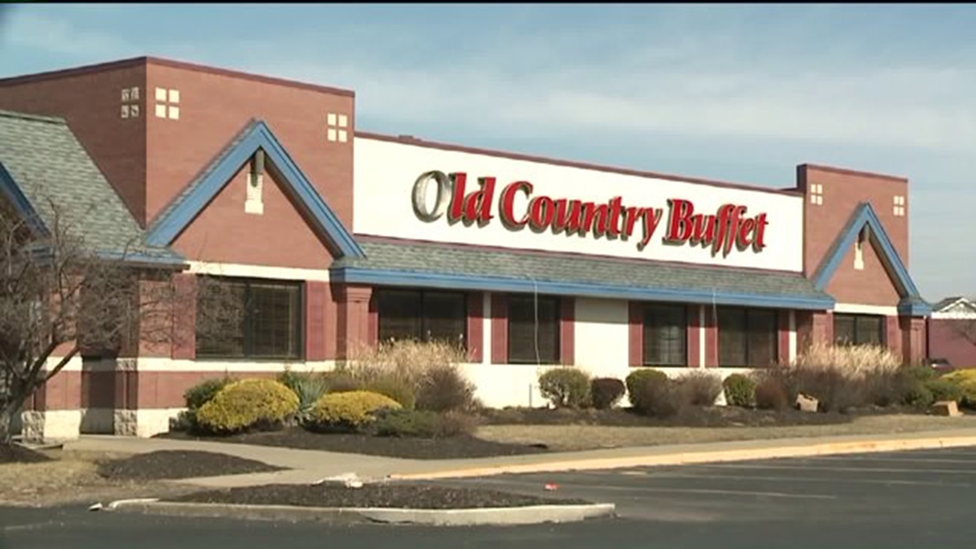 Workers, Customers React to Old Country Buffet Closings