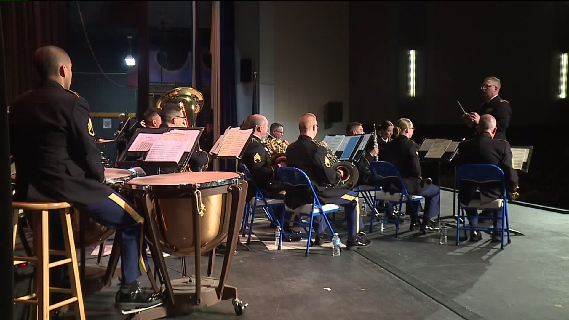 Army Band Performs for West Scranton Students