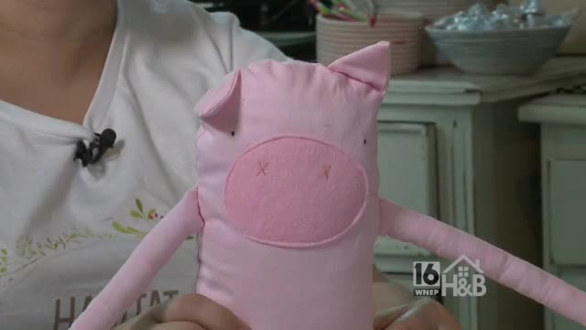 Habitat - Stuffed Pig Toy