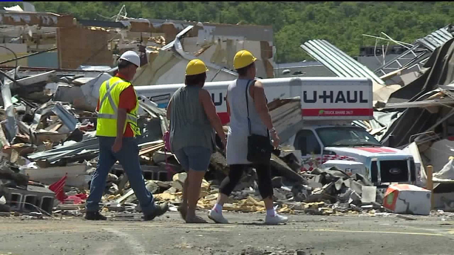 Customers Sort Through U-Haul Storage After Destructive Tornado