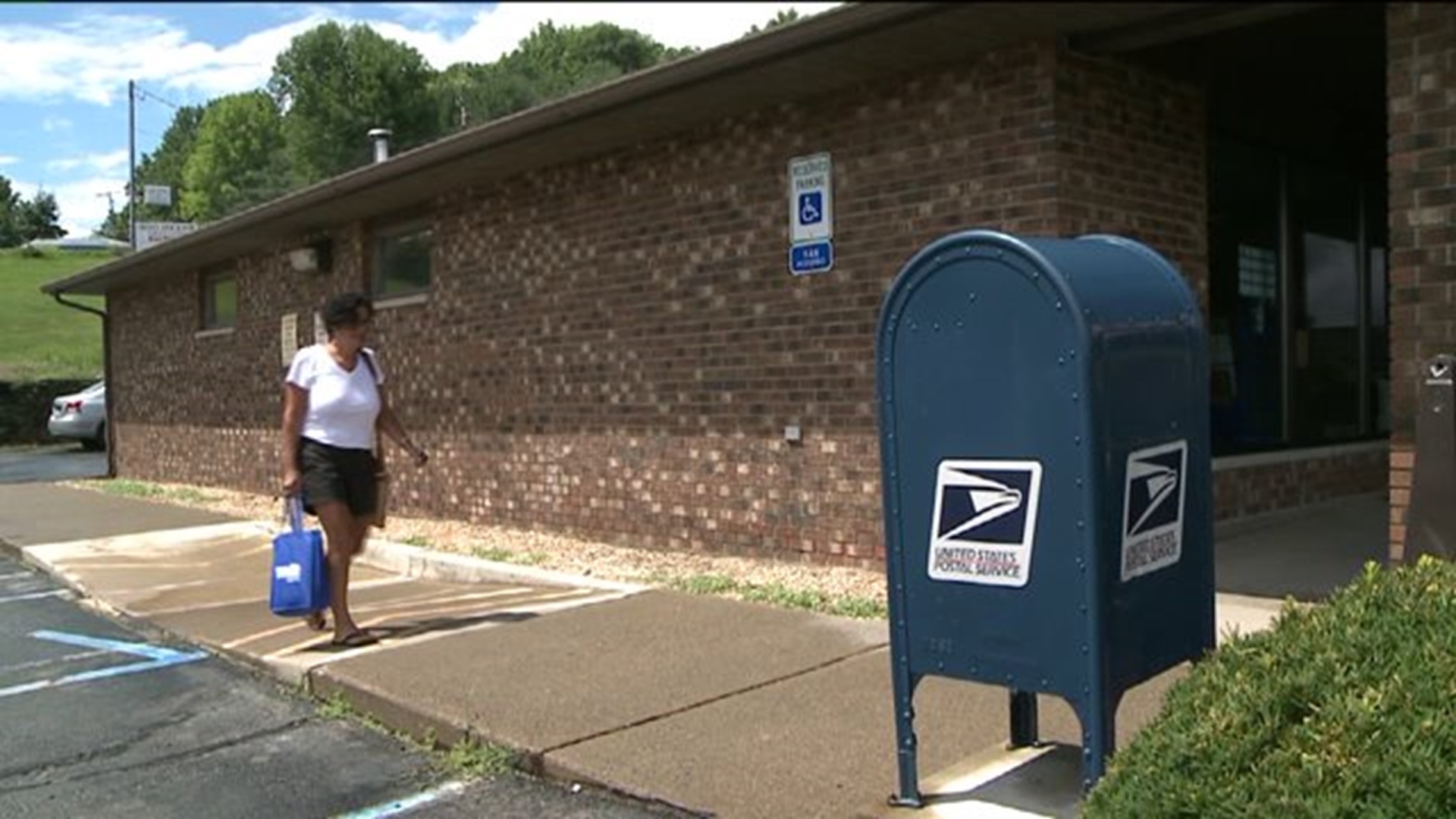 U.S. Postal Service Cutting Hours, Jobs At Lake Winola
