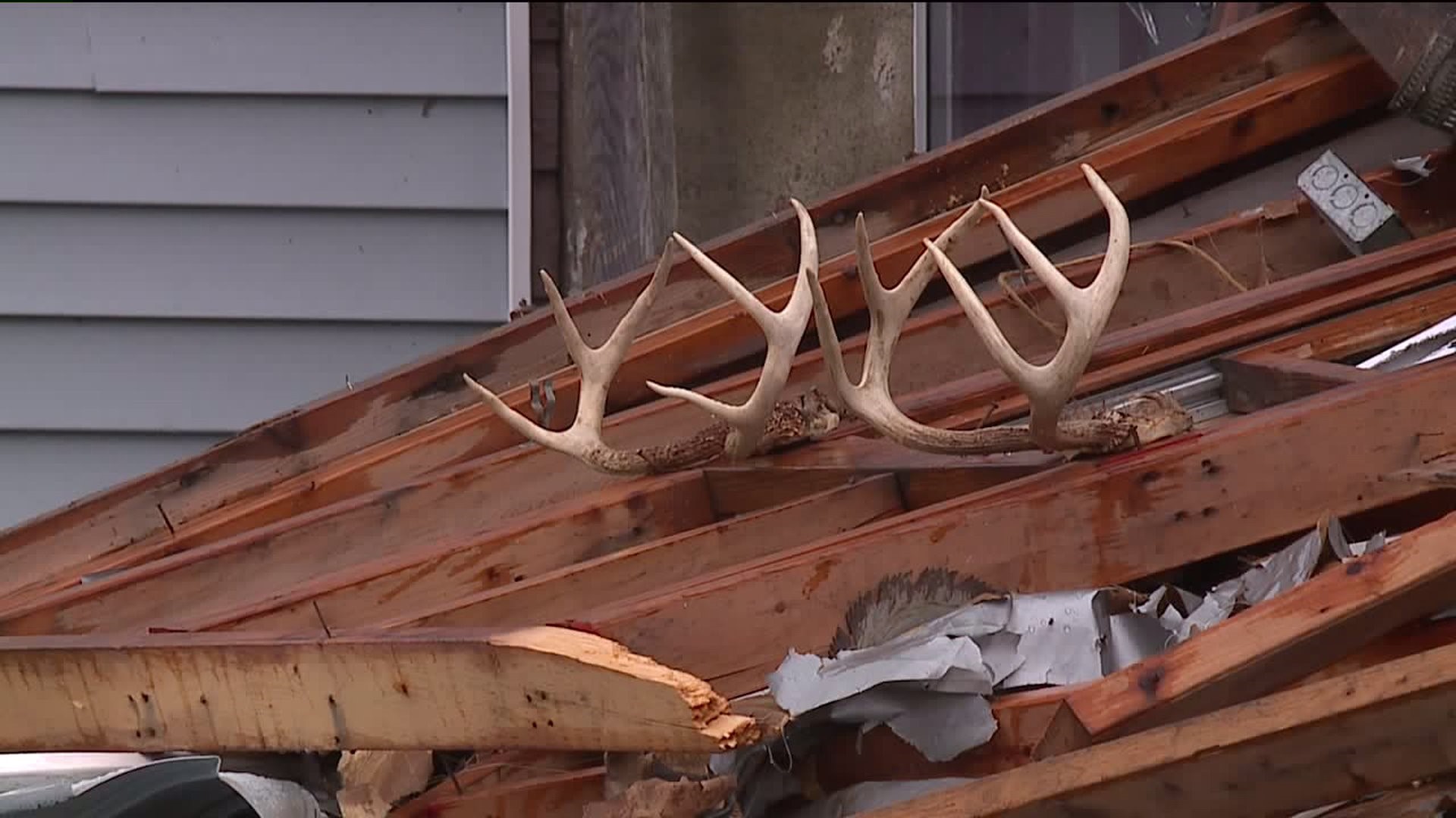 Violent Storm Damages Home in Thompson