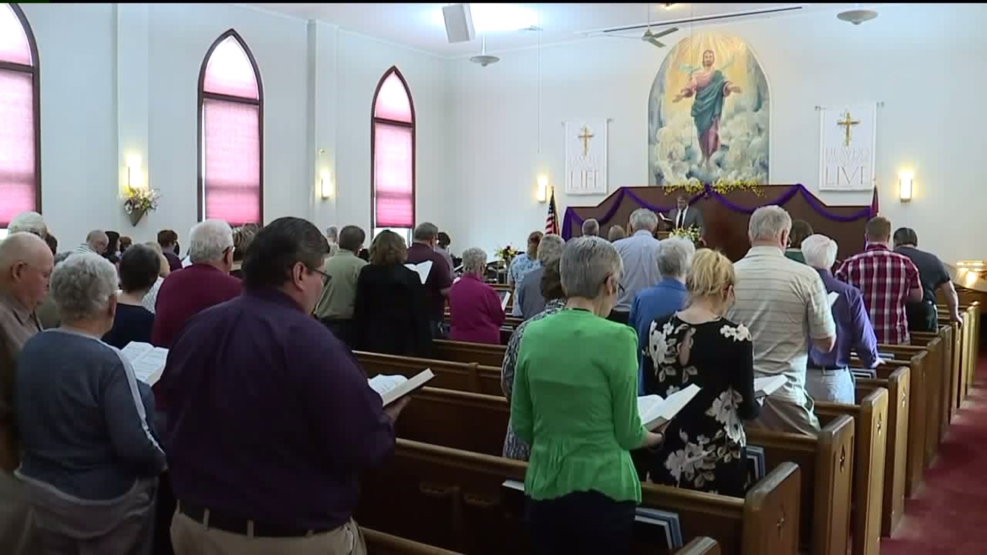 Congregations Join for Good Friday Church Service