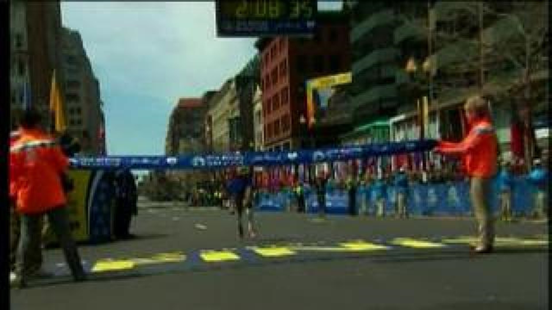 Scranton Runners Watch Boston Marathon