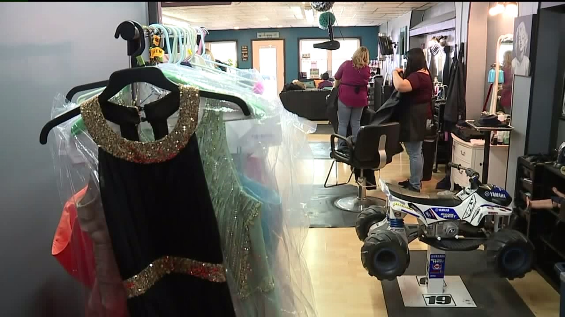 Salon Donates Free Prom Dresses