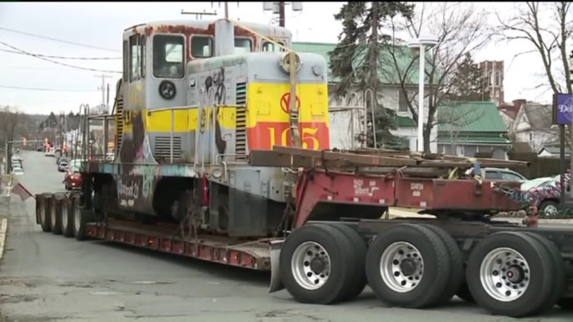 Rare Train Hauled through the Streets of Scranton, Ready to be Restored