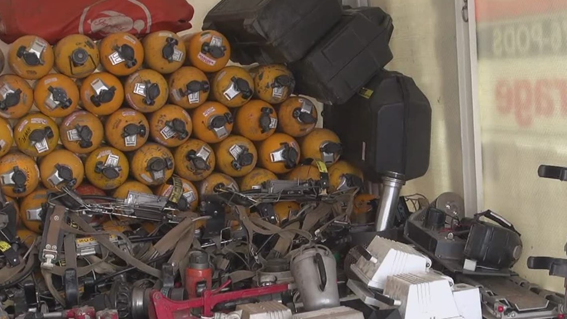 Firefighters in Wayne County collecting live-saving equipment for Alabama volunteer departments devastated by tornado - Vimarsana News