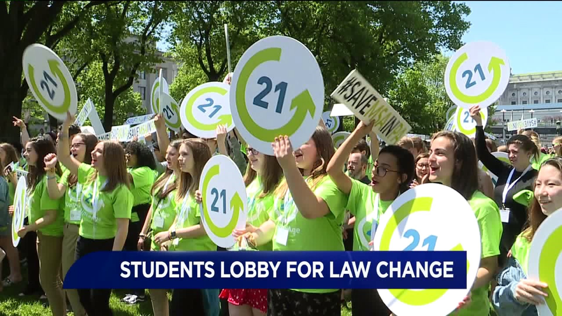 Students Lobby for Tobacco Law Change