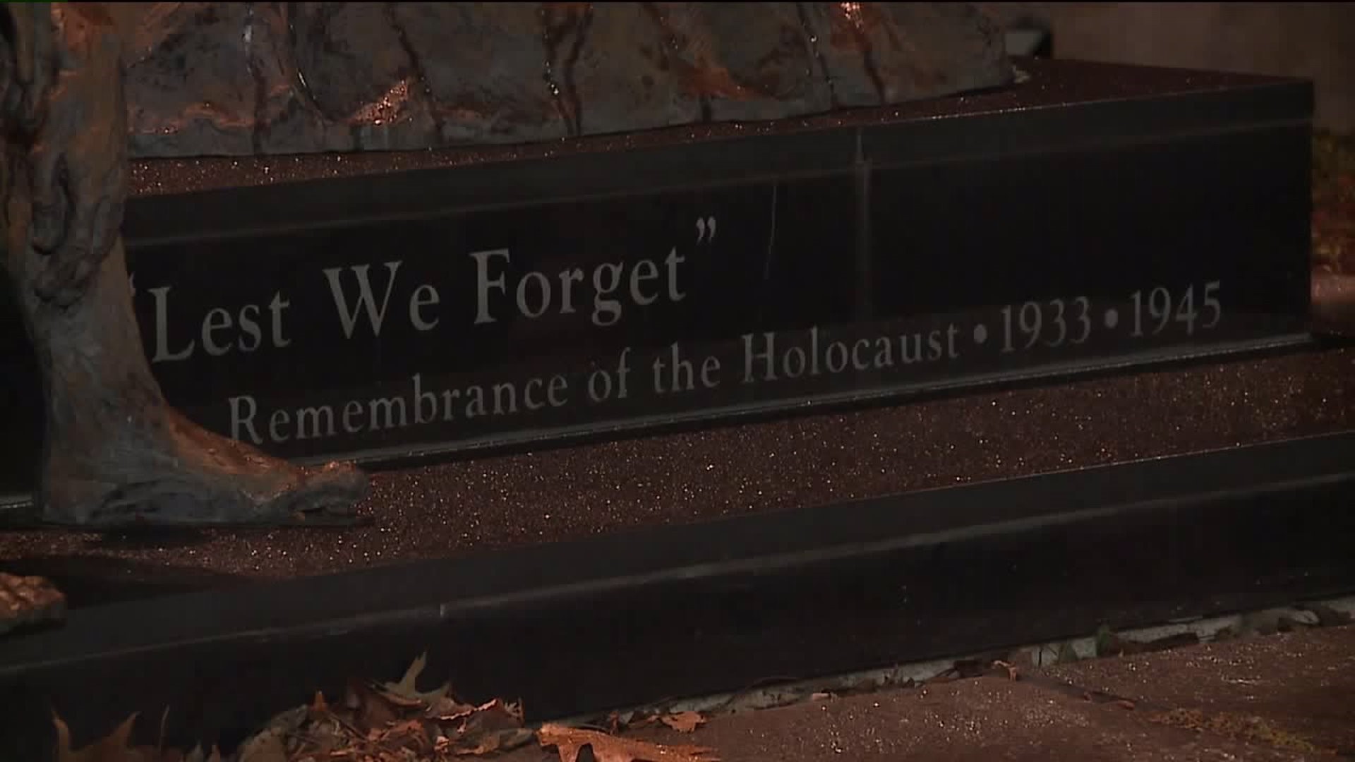 Jewish Community Remembers Holocaust on 75th Anniversary of Liberation of Auschwitz
