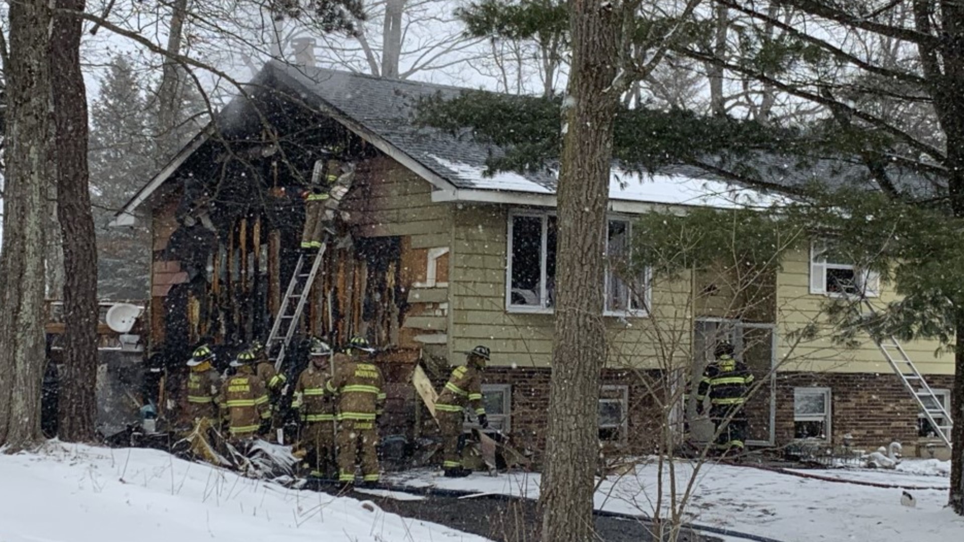 Seven people lived in the apartments in Mount Pocono.