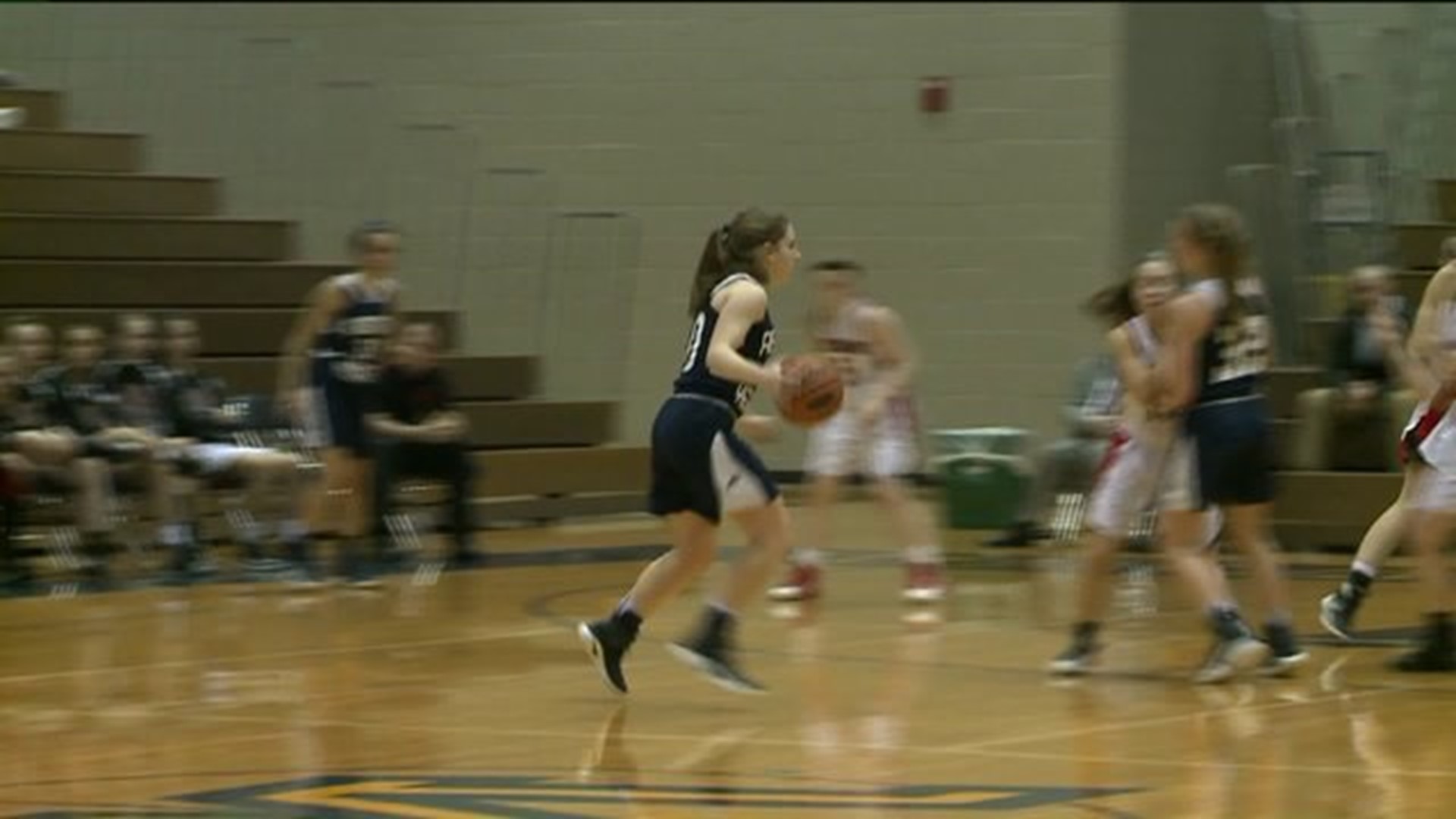 Abington Heights Girls Knock Off Crestwood 50-38 in Districts