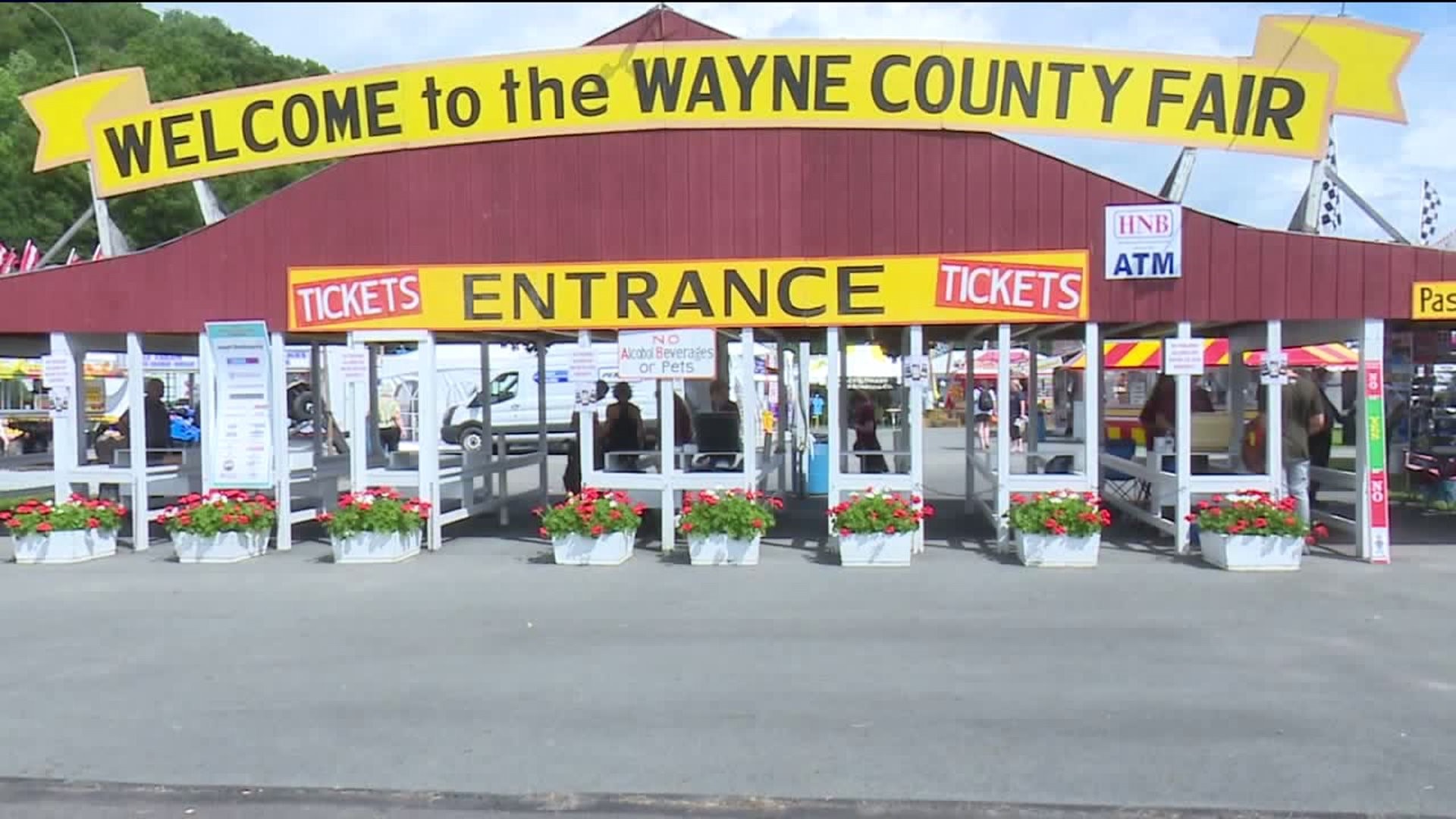 Finding Fun and Old Friends at Wayne County Fair