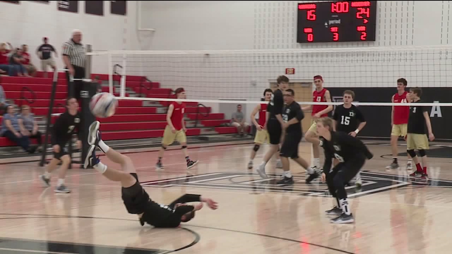 Holy Redeemer vs Delaware Valley volleyball