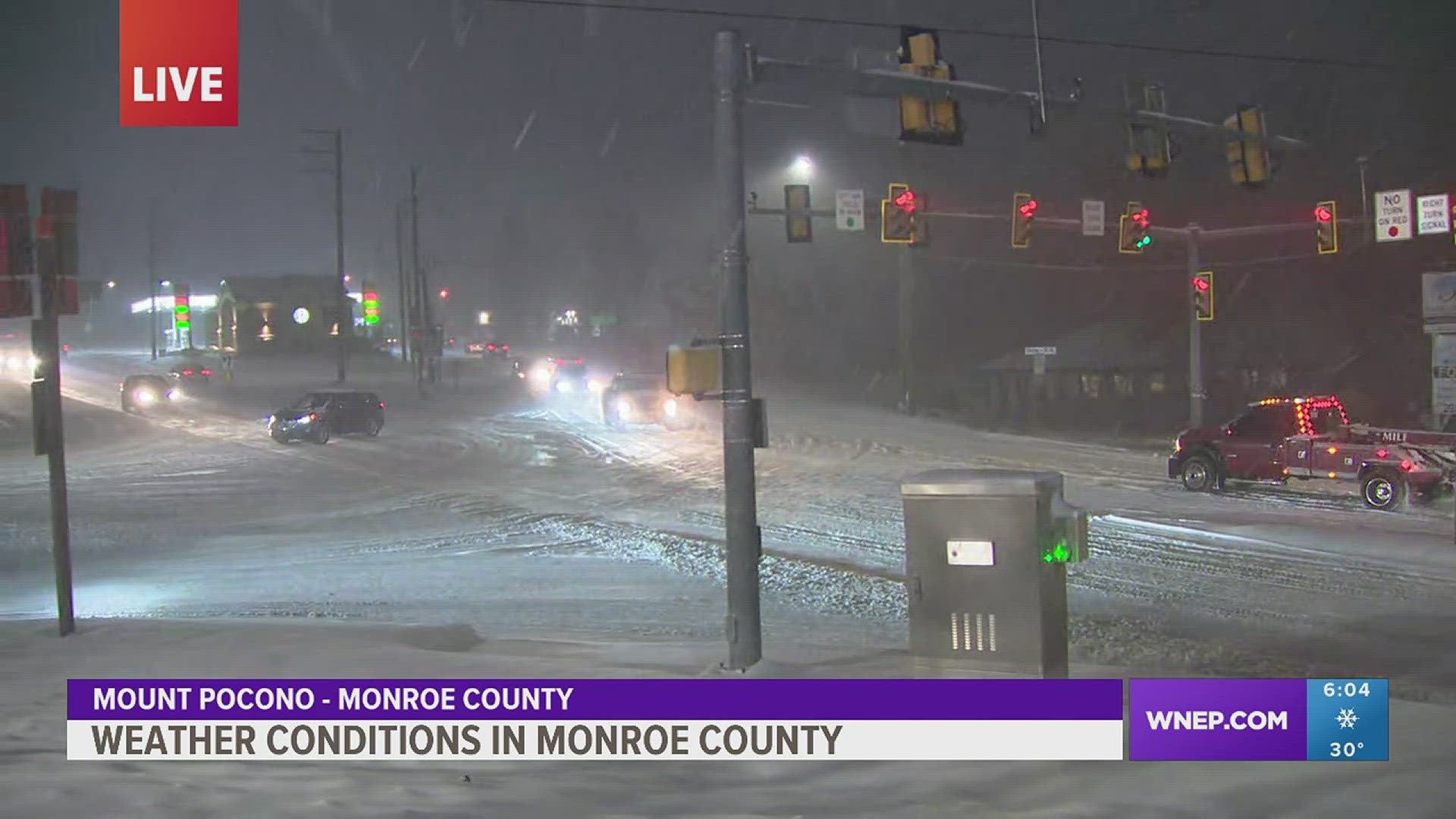 Newswatch 16's Amanda Eustice shows how drivers are fairing amid the heavy snowfall in Mount Pocono.