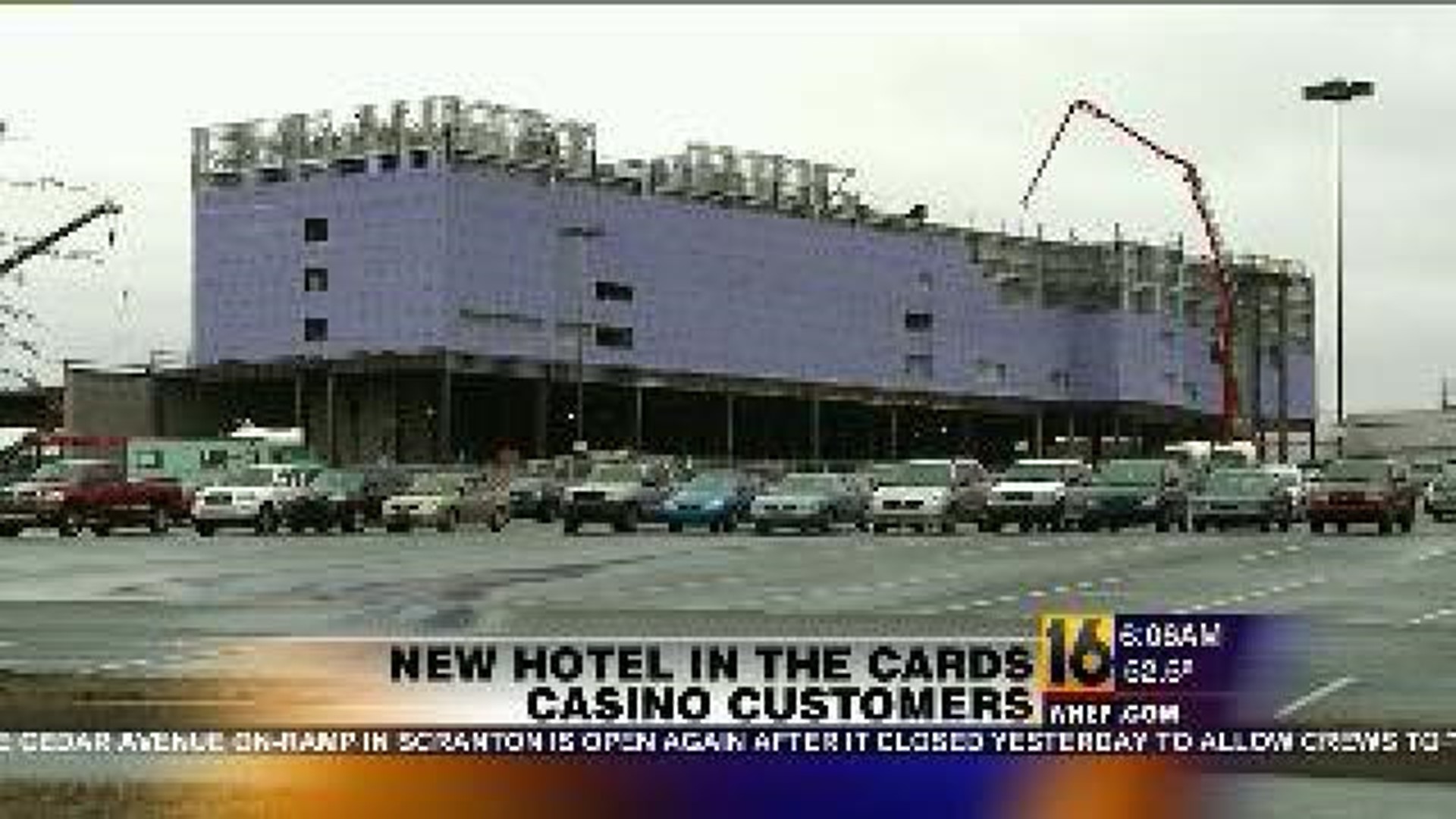Hotel in the Cards for Casino Customers