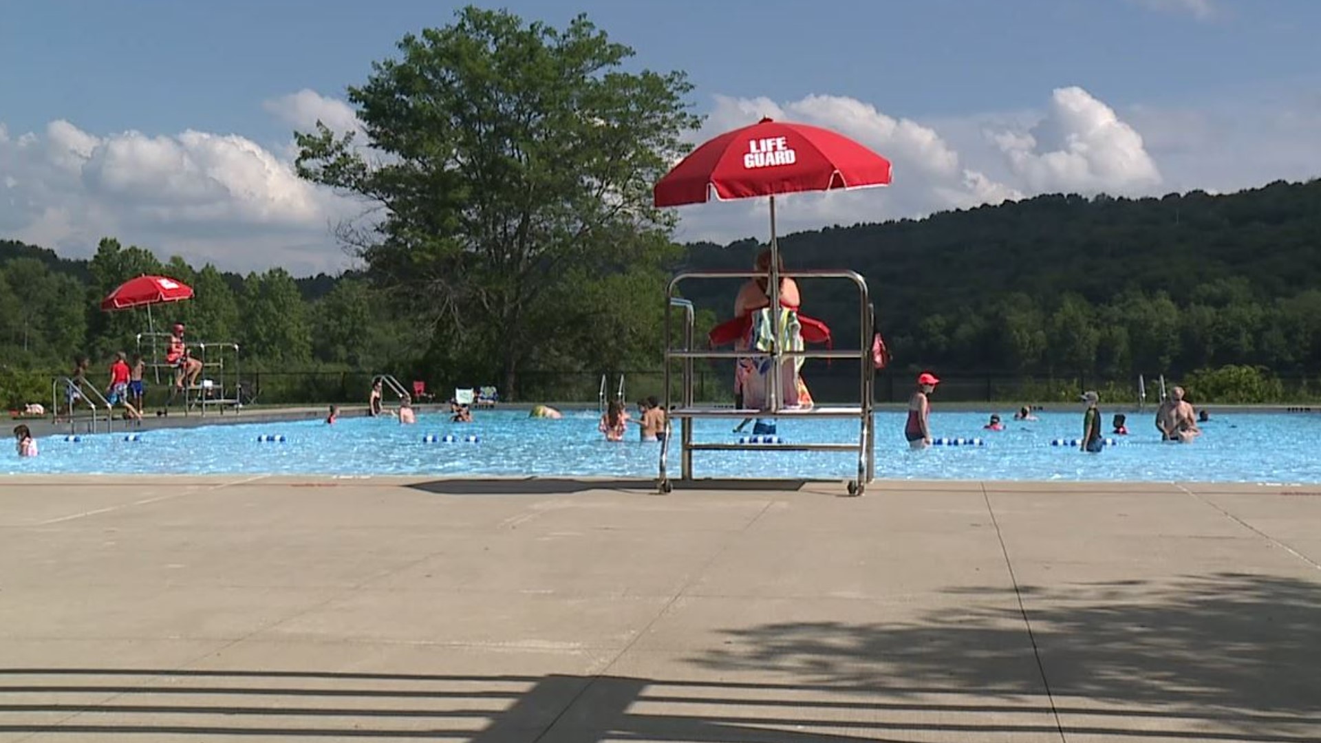 The pool at Lackawanna State Park is now closed again due to a lack of lifeguards.