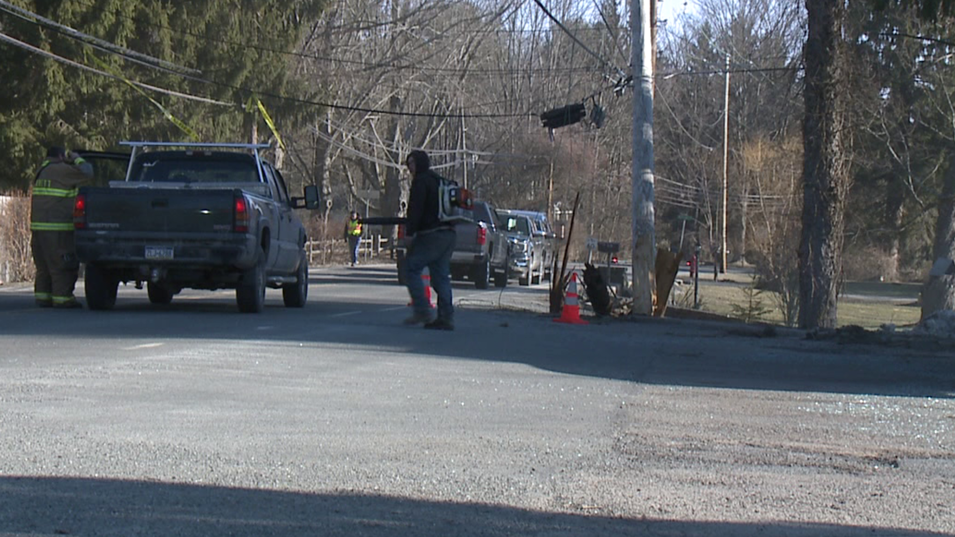 UPDATE: Driver dies after crash into utility pole in Monroe County ...