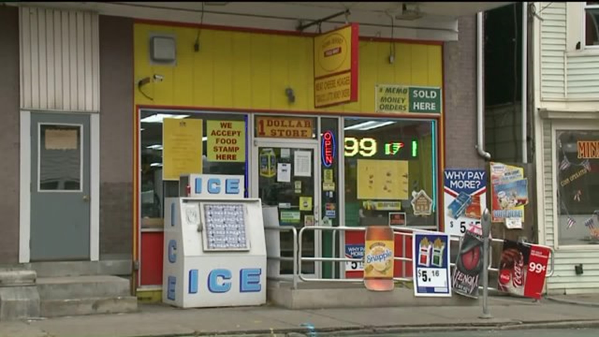 Police: Convenience Store Robber Turns Himself In