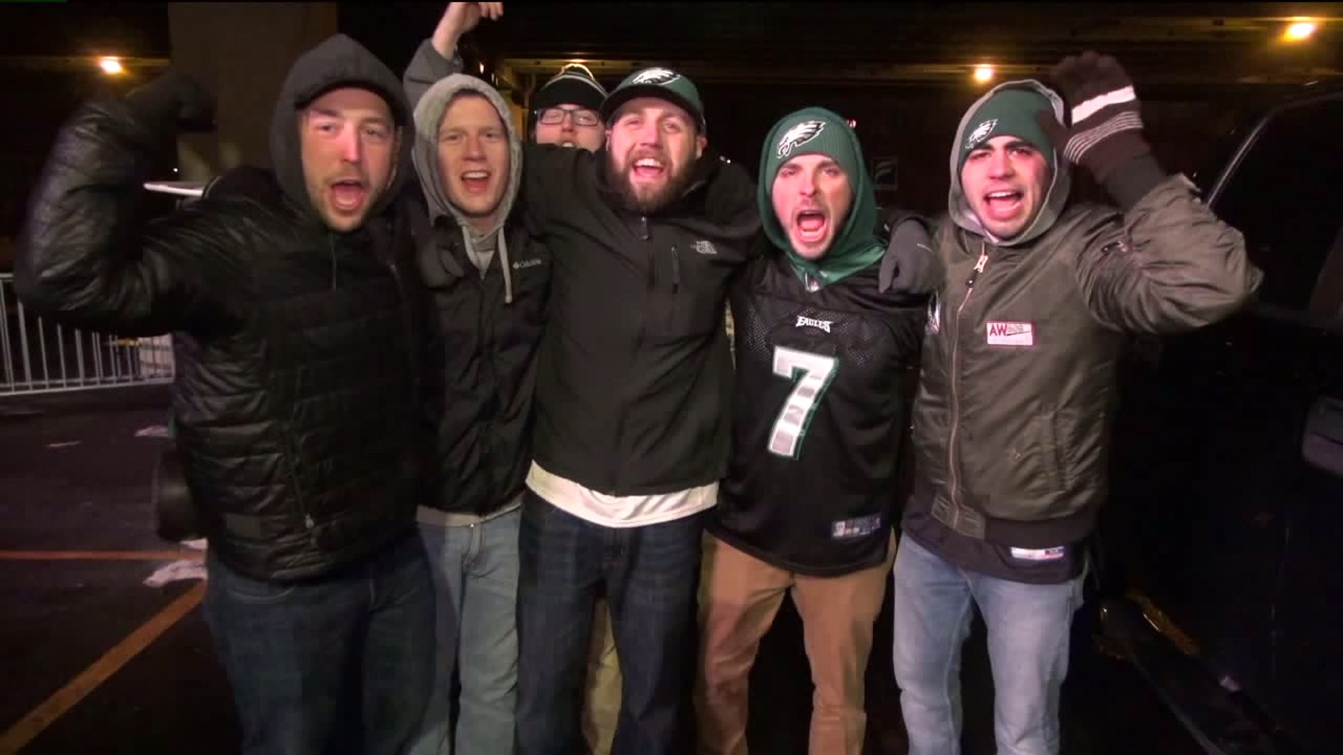 Local Fans Ring in Wing Bowl 26