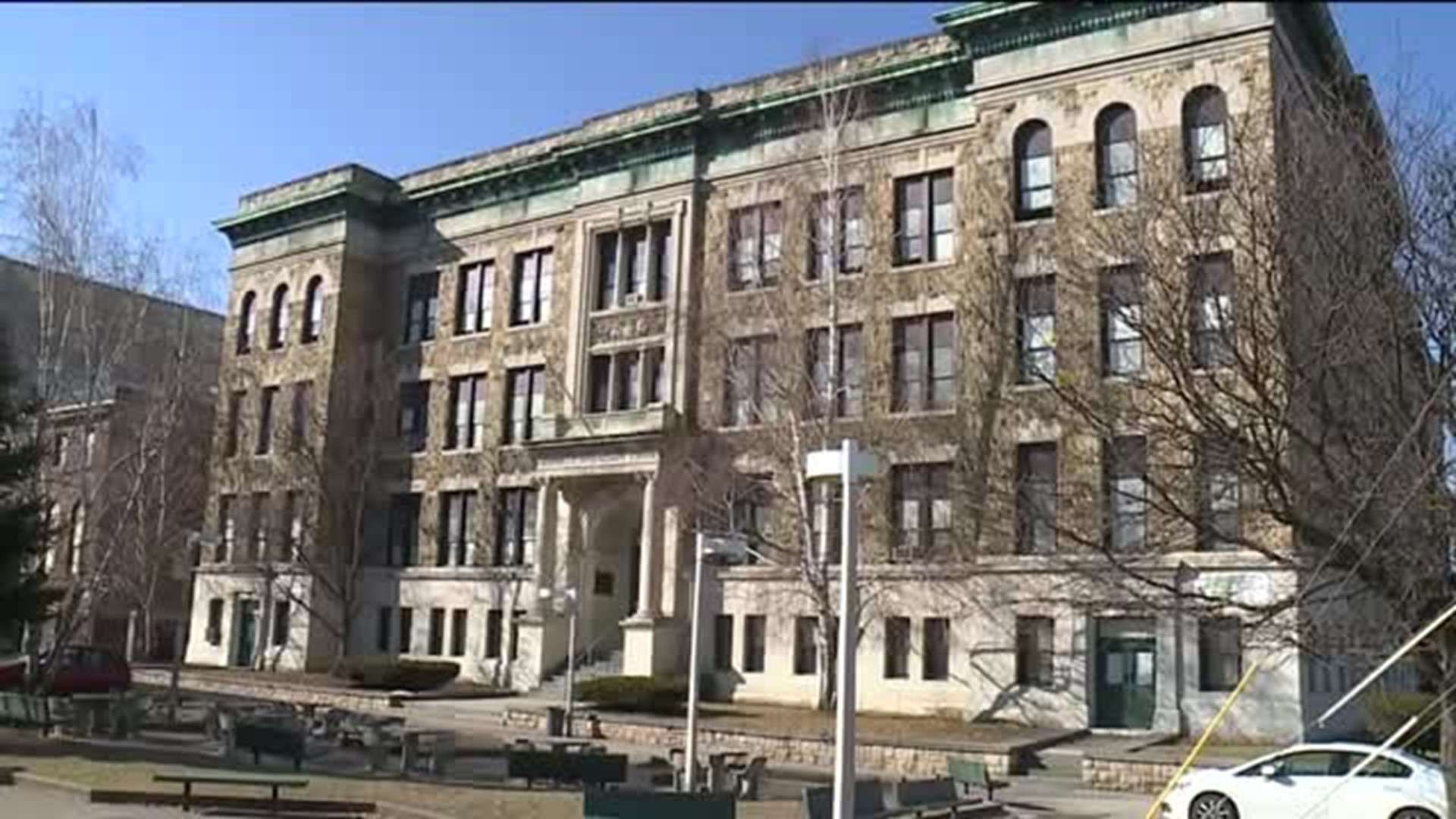 Librarians: Layoffs Will Leave Hole in Scranton Education