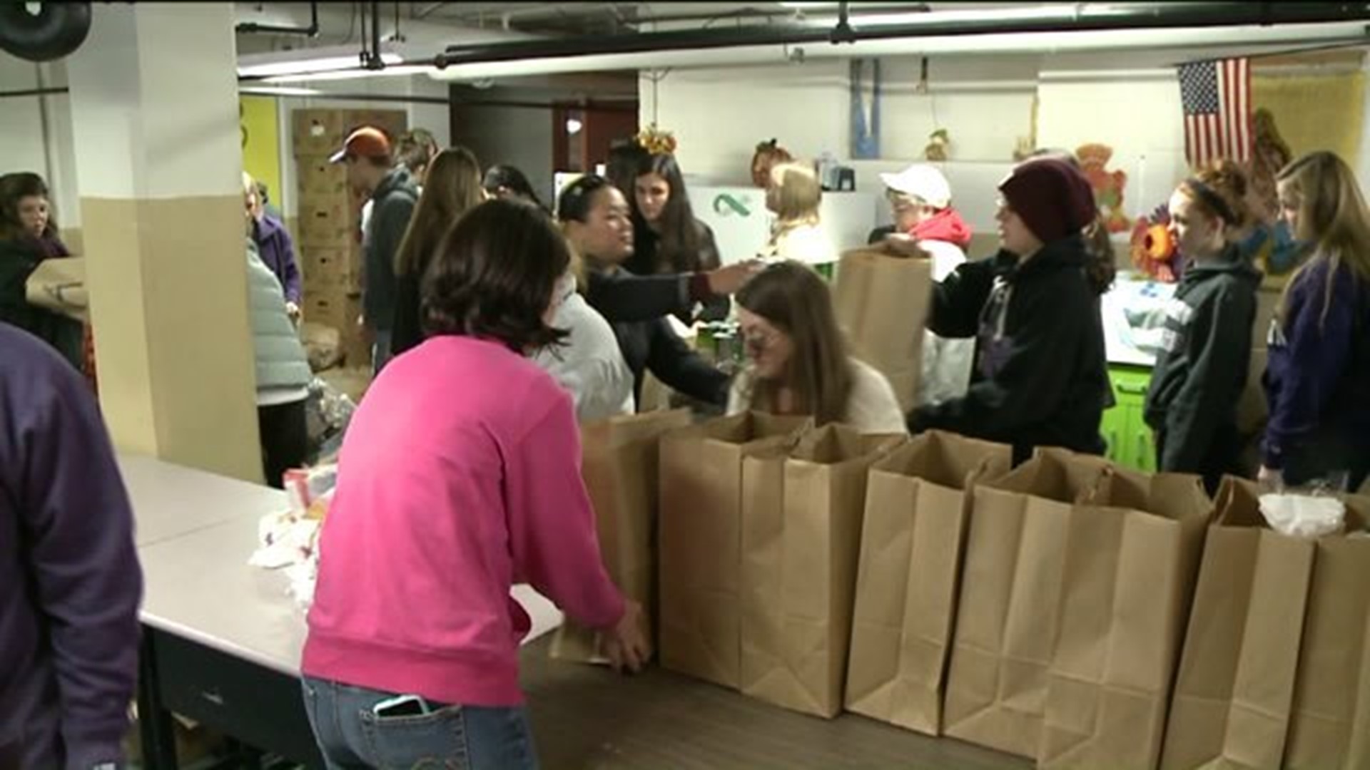 Annual Thanksgiving Food Drive At University Of Scranton | Wnep.com