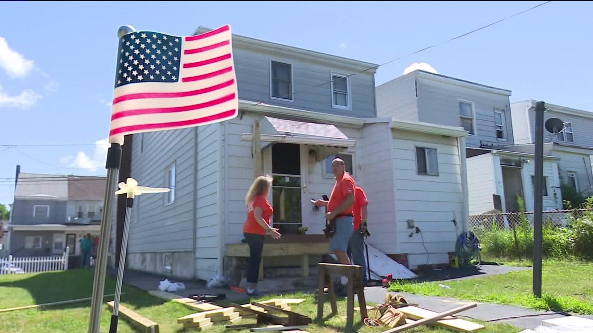 Home Depot Employees Build Ramp for Veteran in Frackville