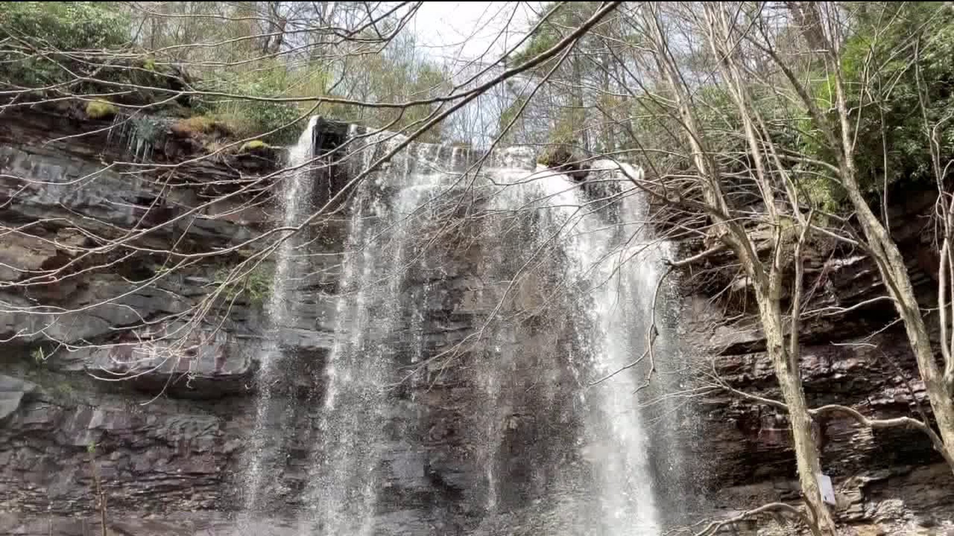 Hiking the Glen Onoko Falls Trail On The Pennsylvania Road