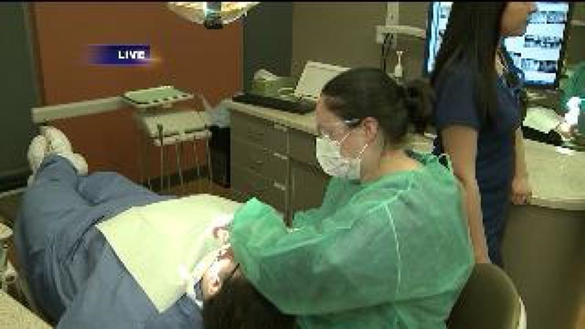 College Clinic to Help Clean Teeth & Promote Learning