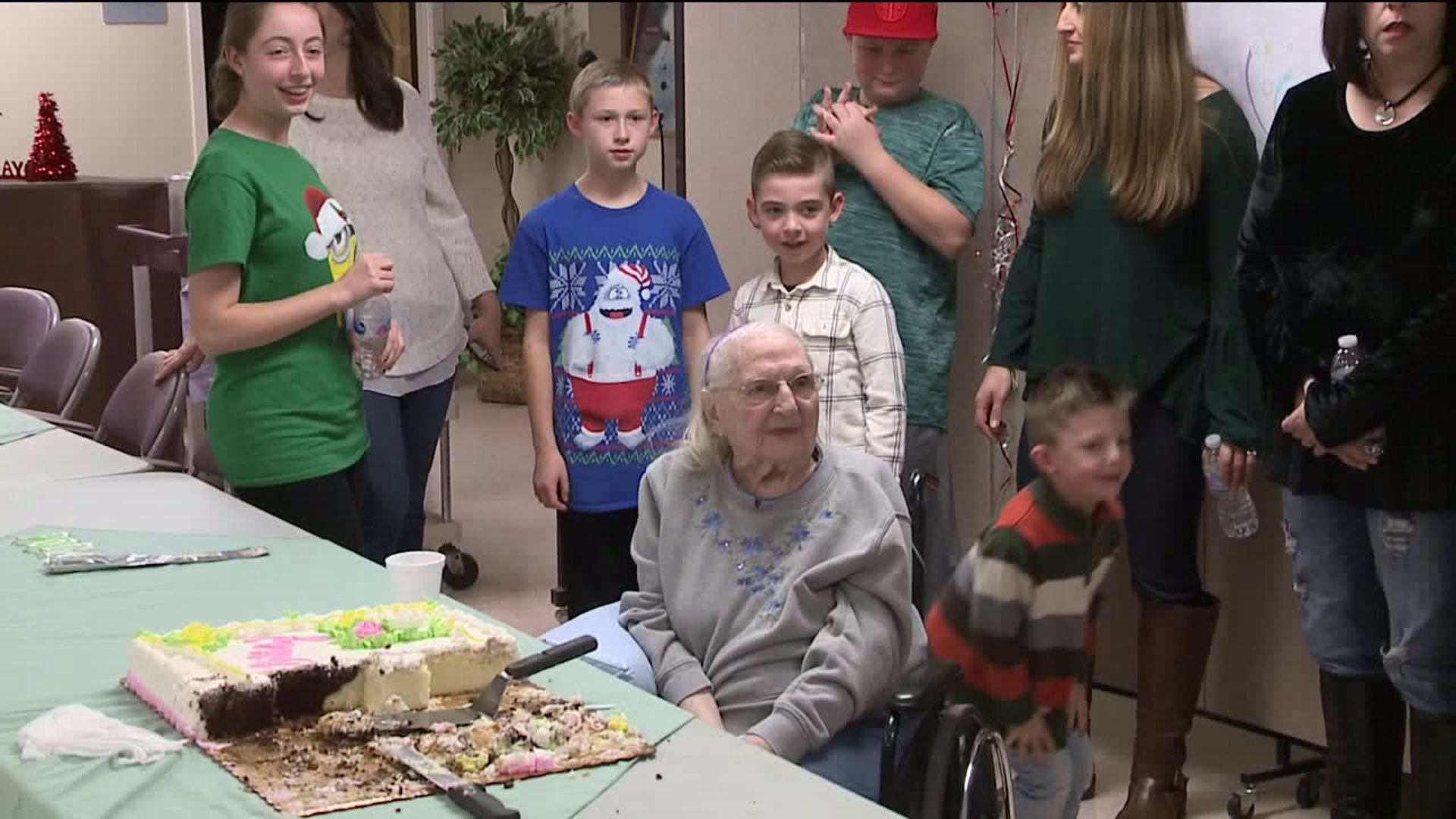 Woman Celebrates 104th Birthday