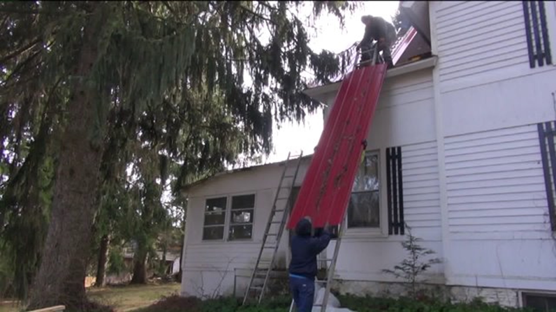 No Fire, but Firefighters Save Woman`s Home in Another Way