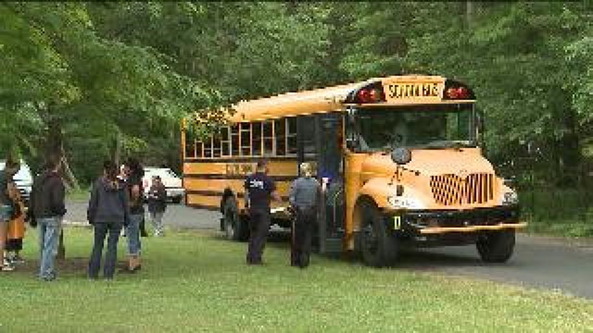 Bus Crash At McDade Park, Students Unhurt