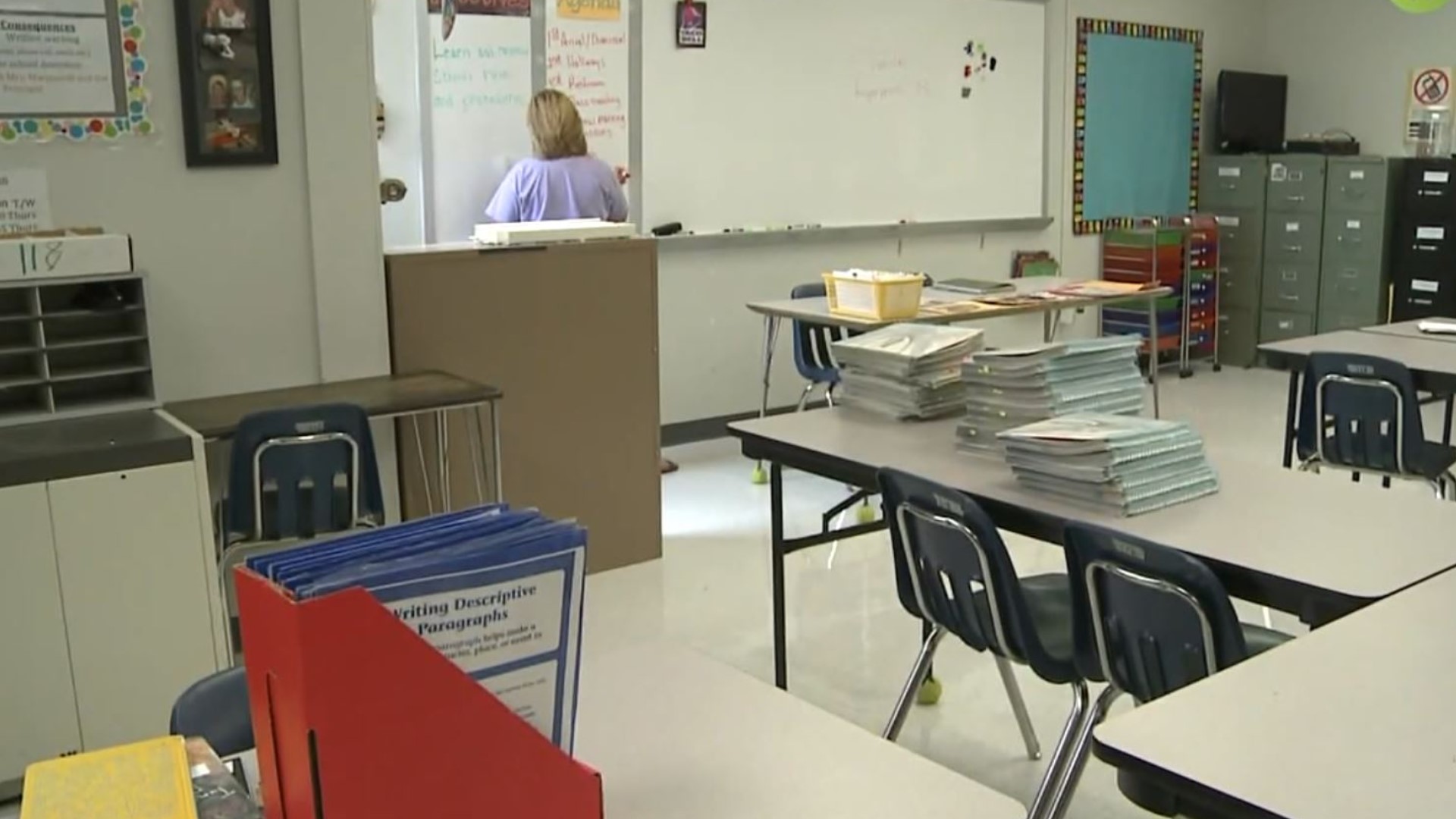 Experts say back-to-school plans must be district-specific.