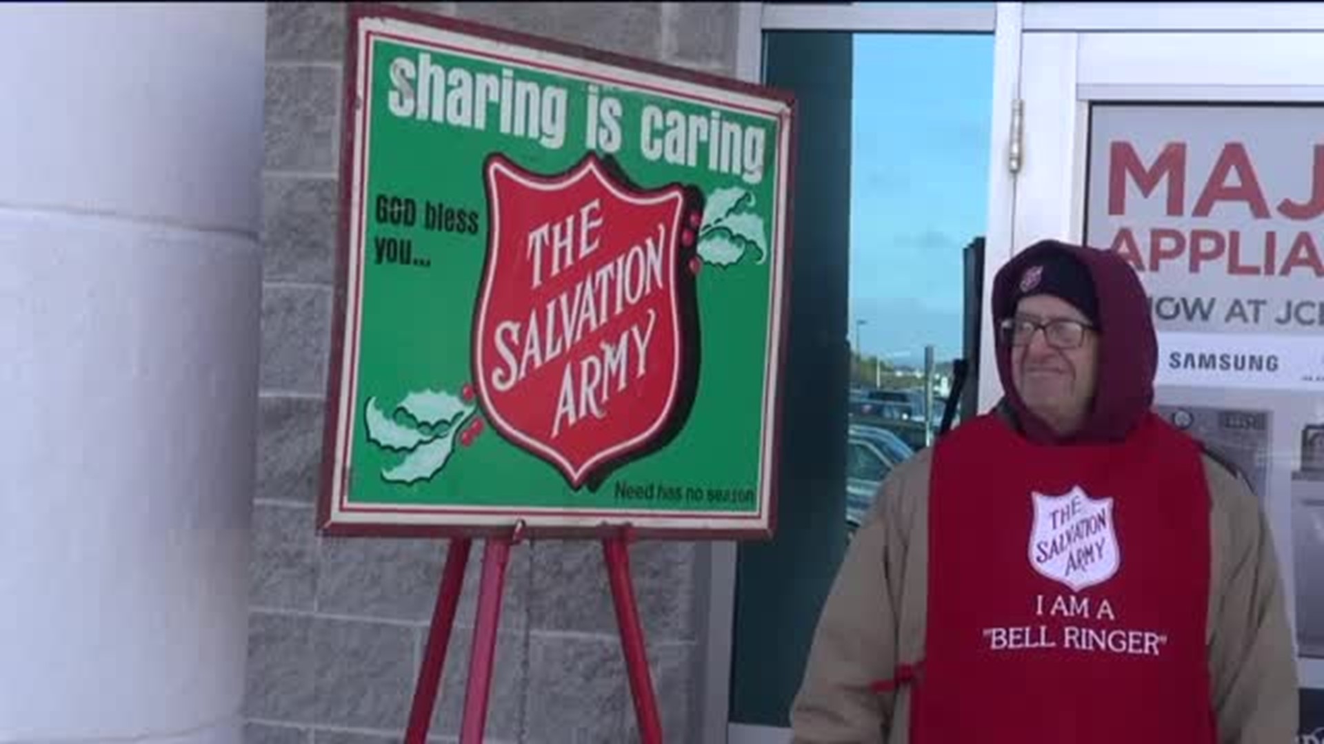 Salvation Army Bell Ringers Are Back